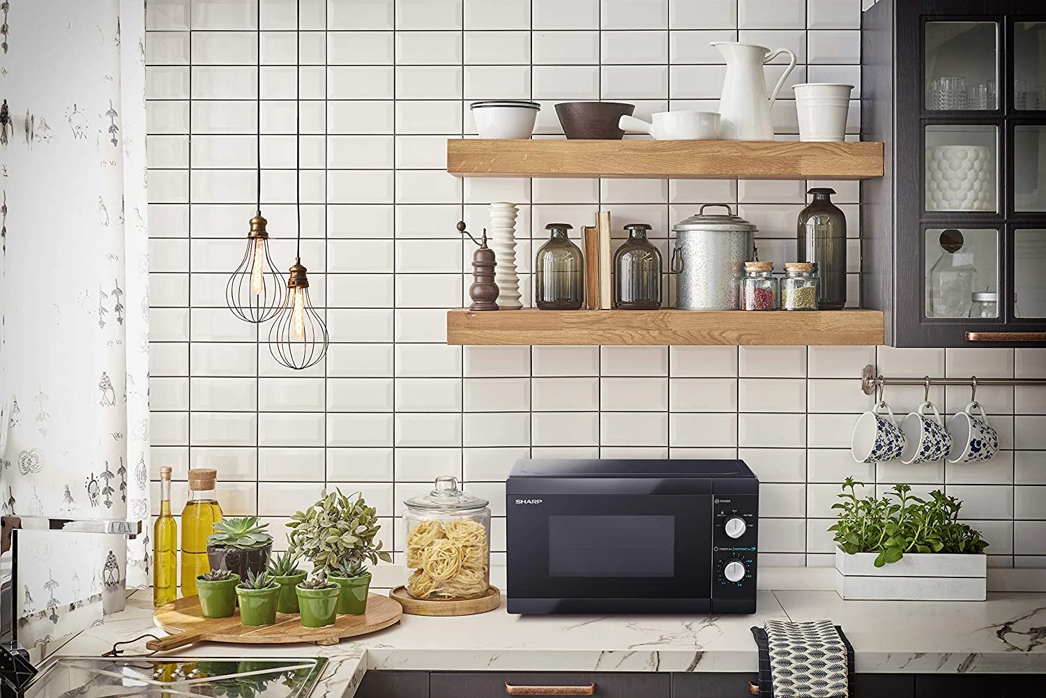 SHARP MS01E Mikrowelle (Mikrowelle: 800W, 5 Leistungsstufen, Auftaufunktion, Abmessungen: 440x258x344cm), schwarz