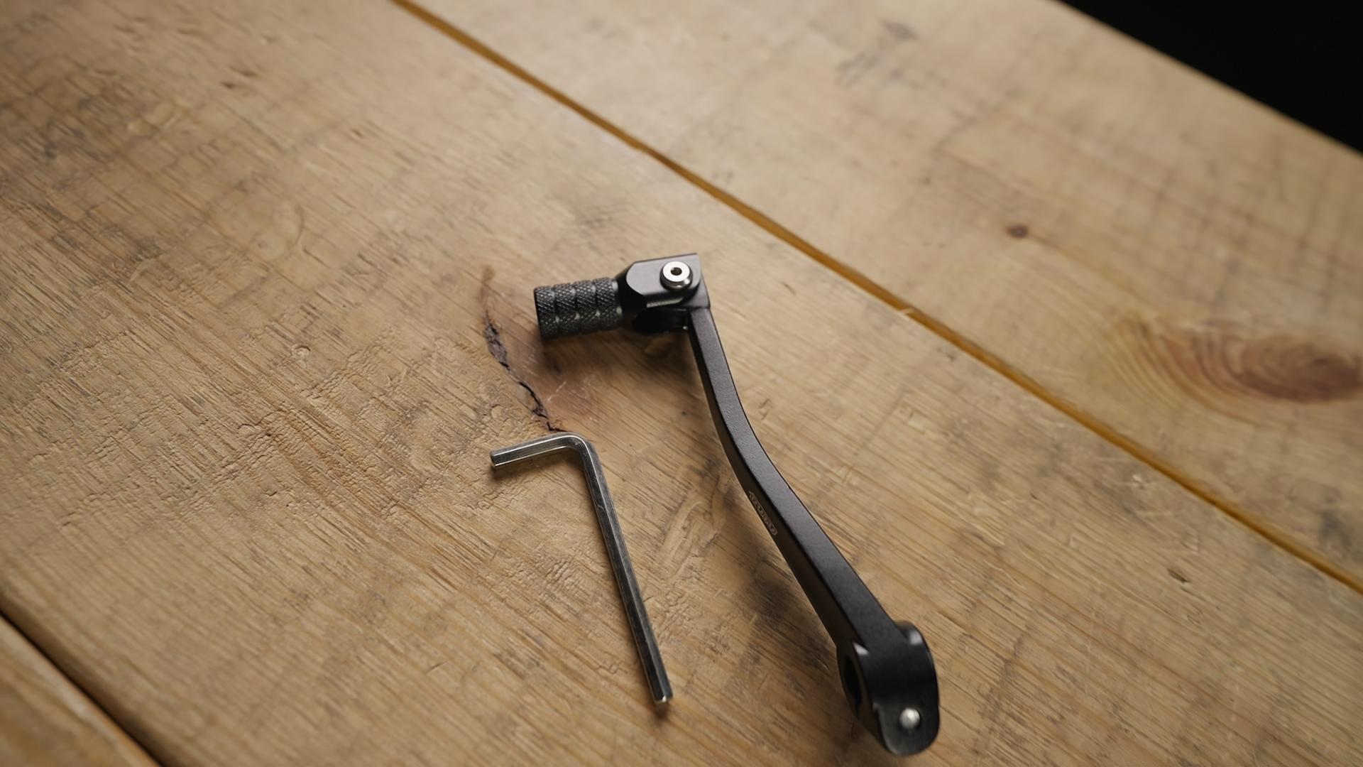  Peak - Rakutarou11 Amazon.com: RUTU Folding Gear Shifter Shift Lever CNC 6061