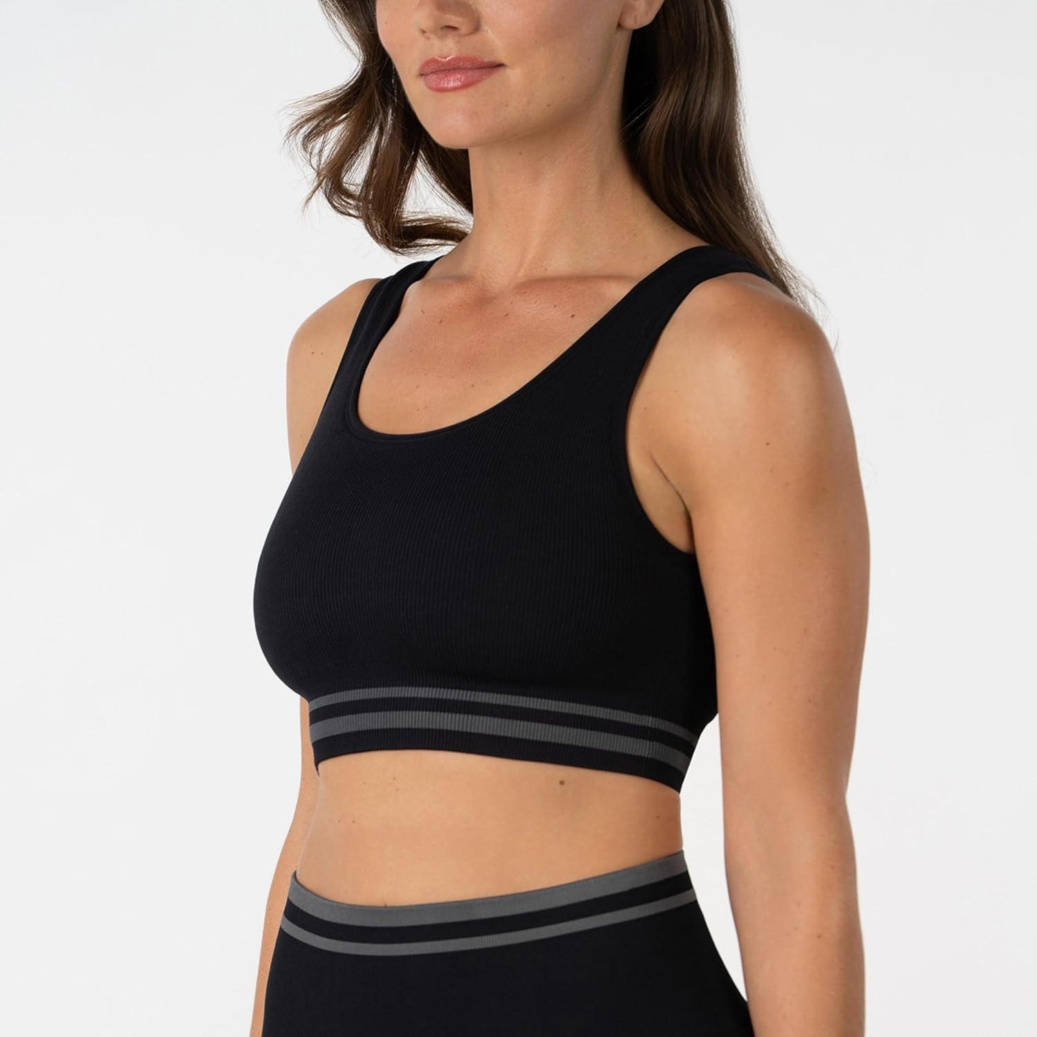 Penn Womens Seamless 4-Way Wear Sports Bra - Image 3