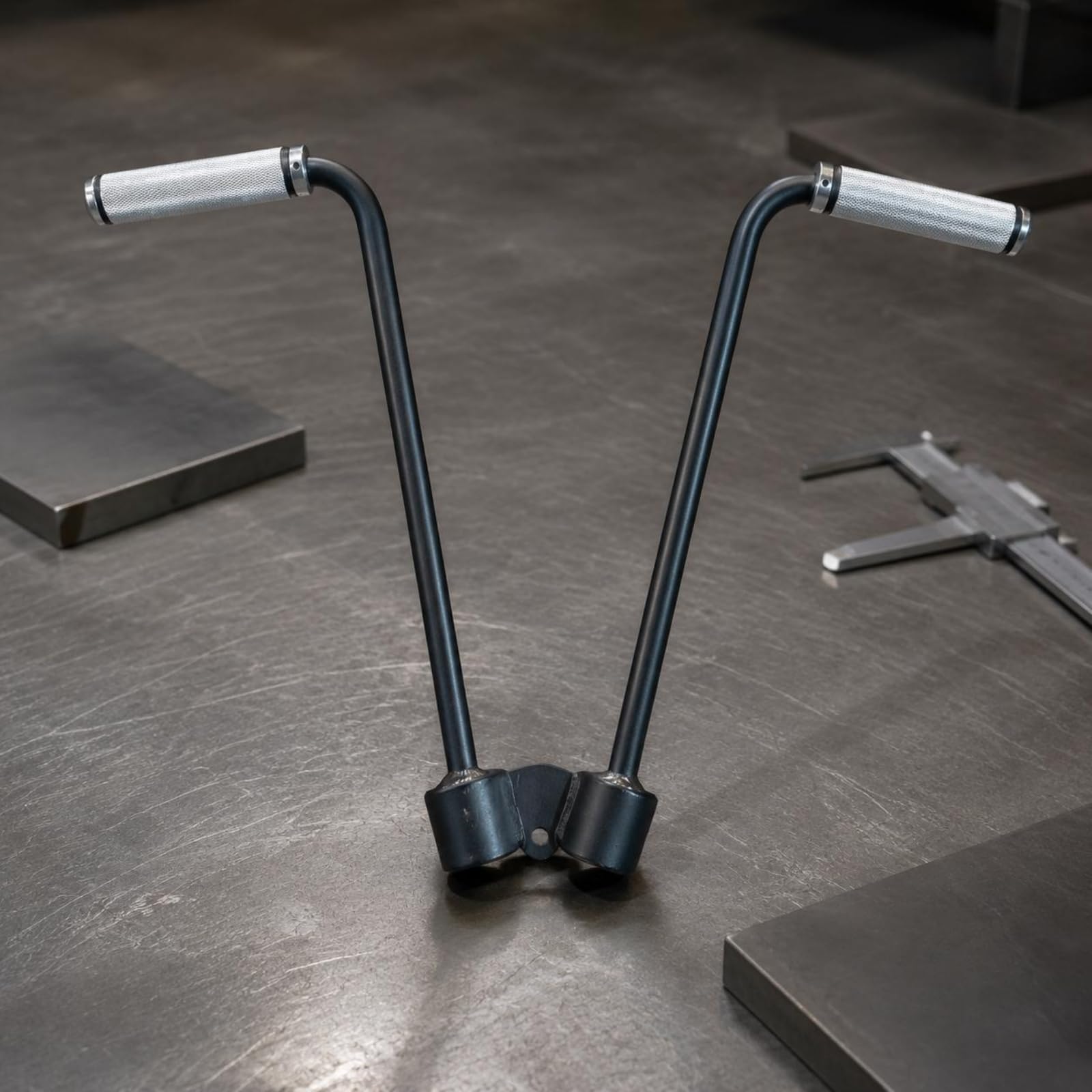 Qianly Latzug Stange Fitness Griff Trizepsstange Kabelzugstange Kabelzuggriff Stabile für Trizepsdrücken Latzug Und Ruderzug mit Ruhigem Bewegungsablauf für, Neues Modell