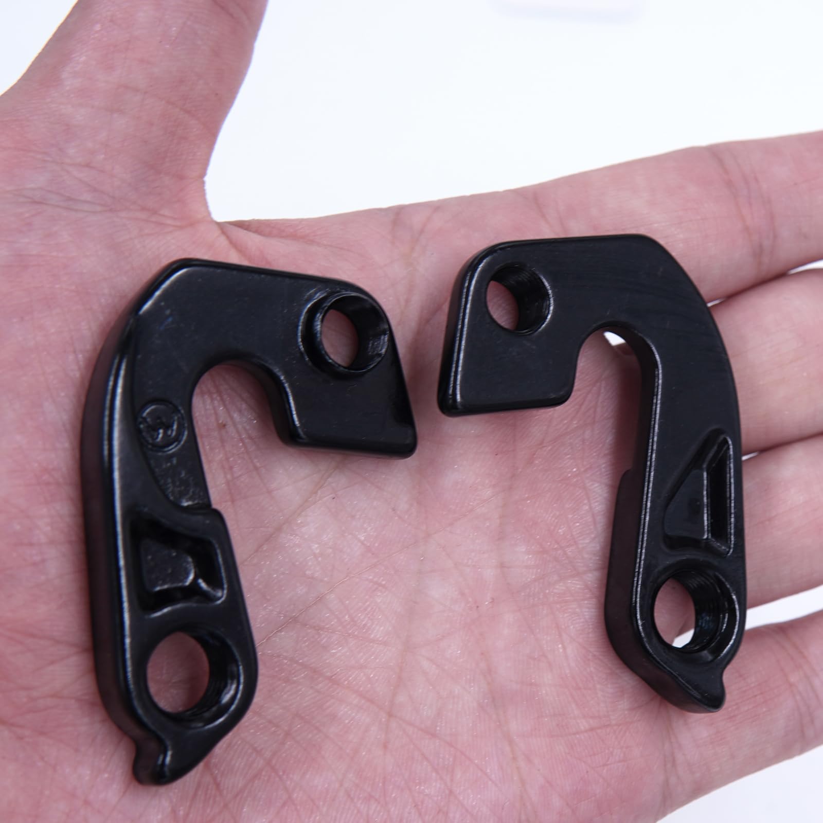 Forcellino deragliatore 65 Dropout compatibile con Specialized Ariel, BigHit, Camber, Carve, Crosstrail, Enduro, Epic, Hardrock, Rockhopper, Sirrus, Stumpjumper - CNC in lega di alluminio