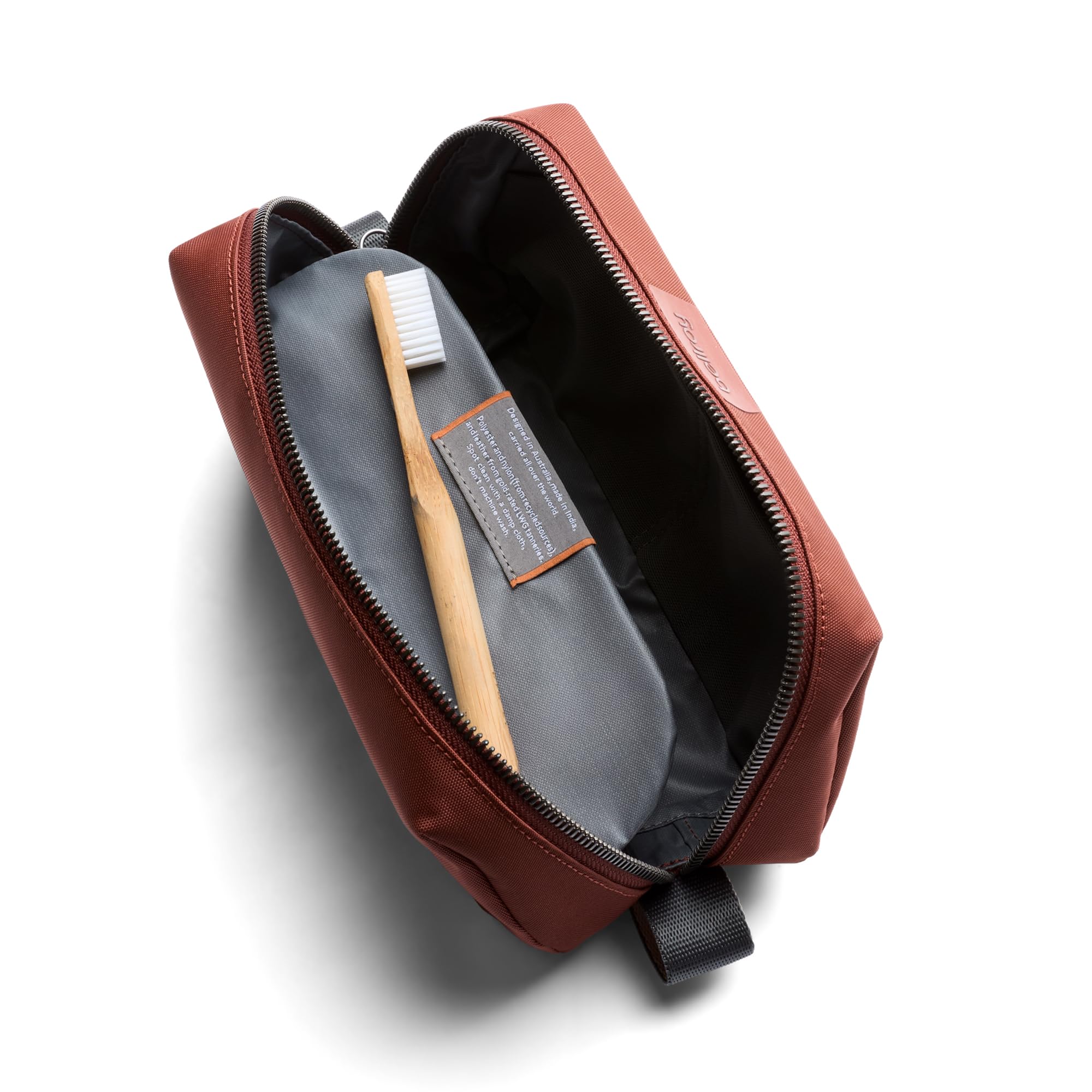 Bellroy Dopp Kit, neceser de tejido impermeable para viaje (cosméticos, perfume, kit de afeitado, peine, cepillo de dientes)