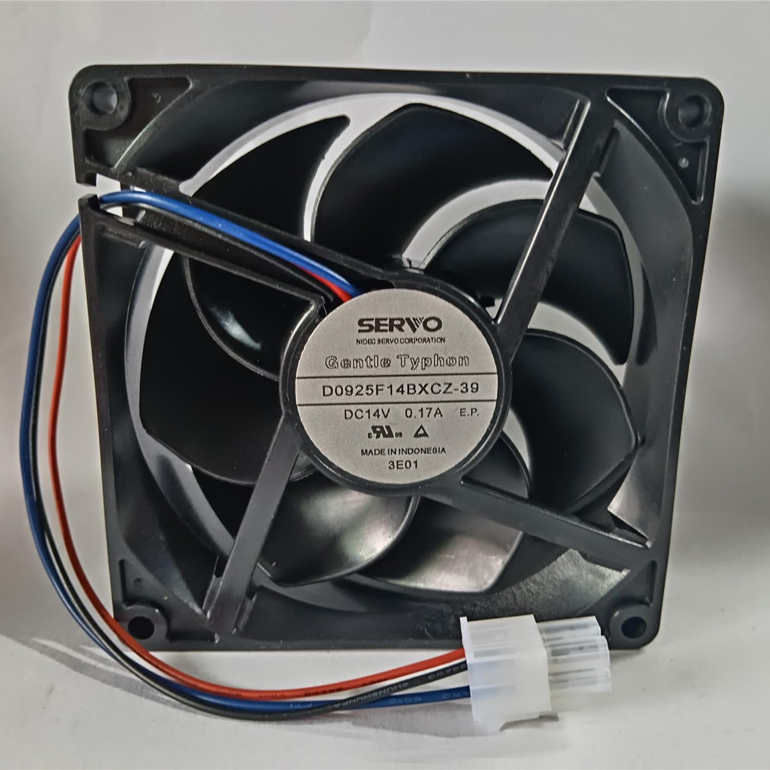 1 PCS D0925F14BXCZ-39 DC14V 0.17A 92×92×25mm Cooling Fan