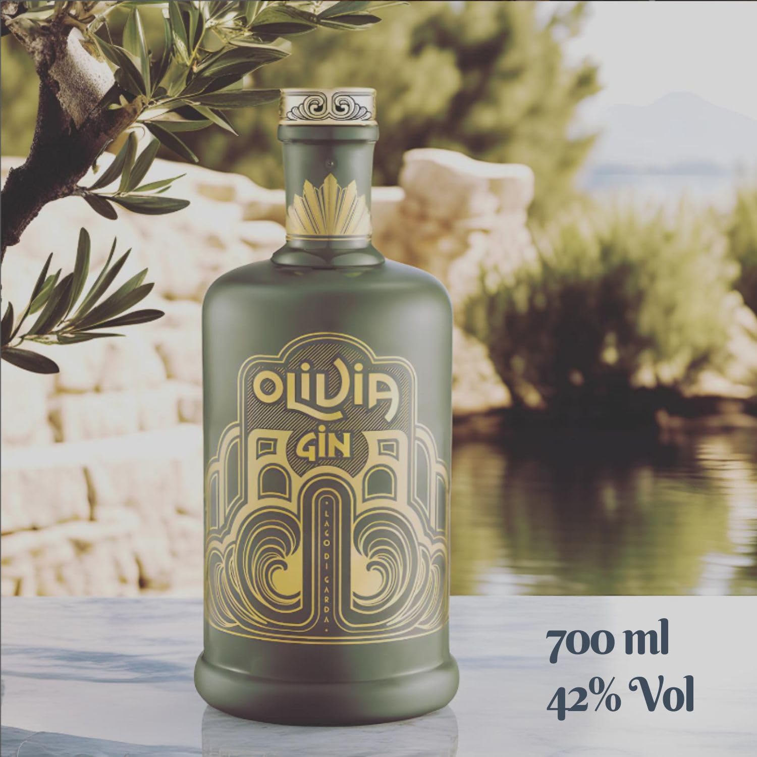 Gin - Olivia Lago di Garda – Premium 700ml da Distillazione Foglie e Corteccia di Olivo e Polpa di Olive – 42% Vol – Made in Italy – Prodotto Artigianale – Gin Tonic