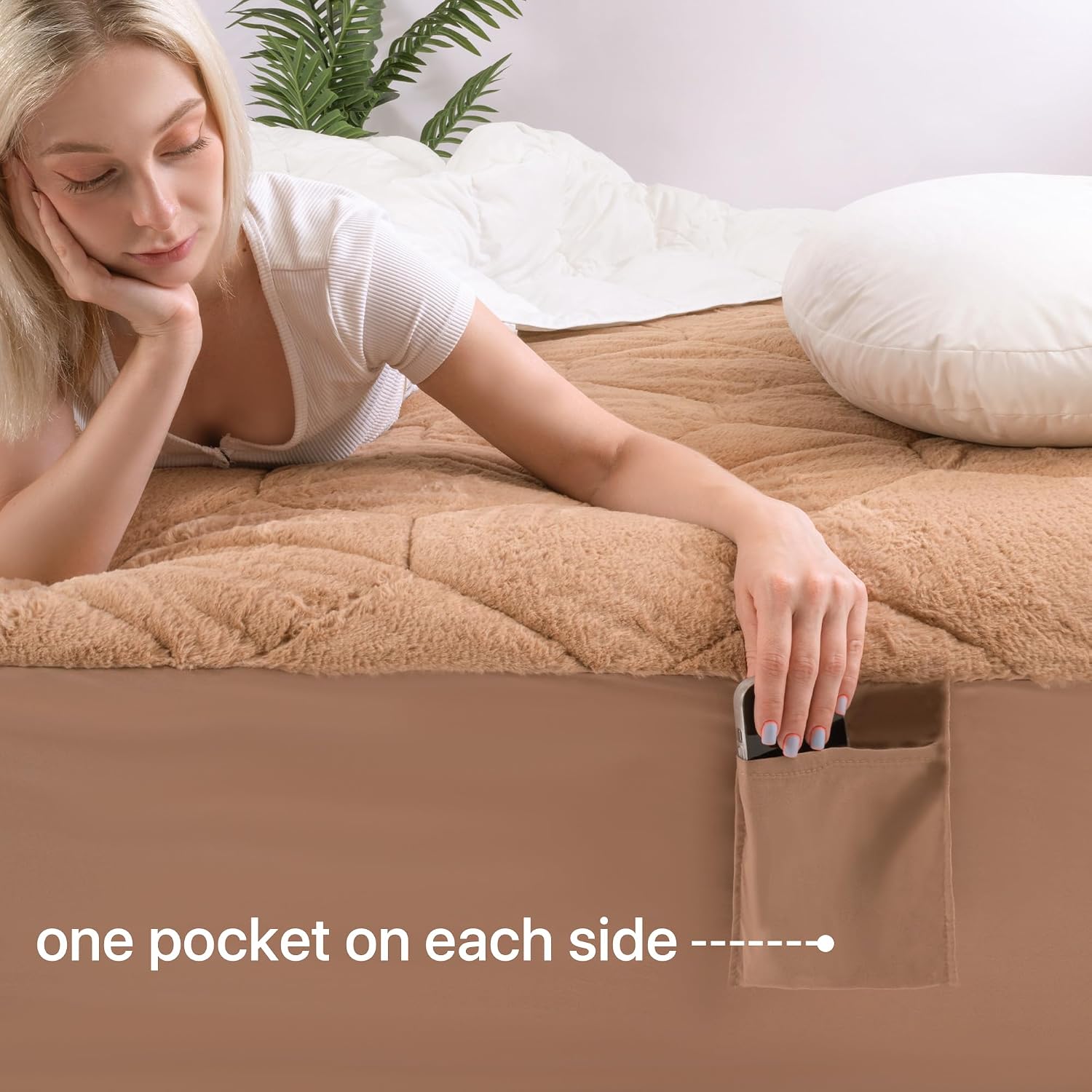 Faux Fur Mattress Pad Quilted Fitted Mattress Cover, Fluffy Warm Soft Breathable Mattress Protector, Mattress Topper with 8-21" Deep Pocket (Khaki, King)