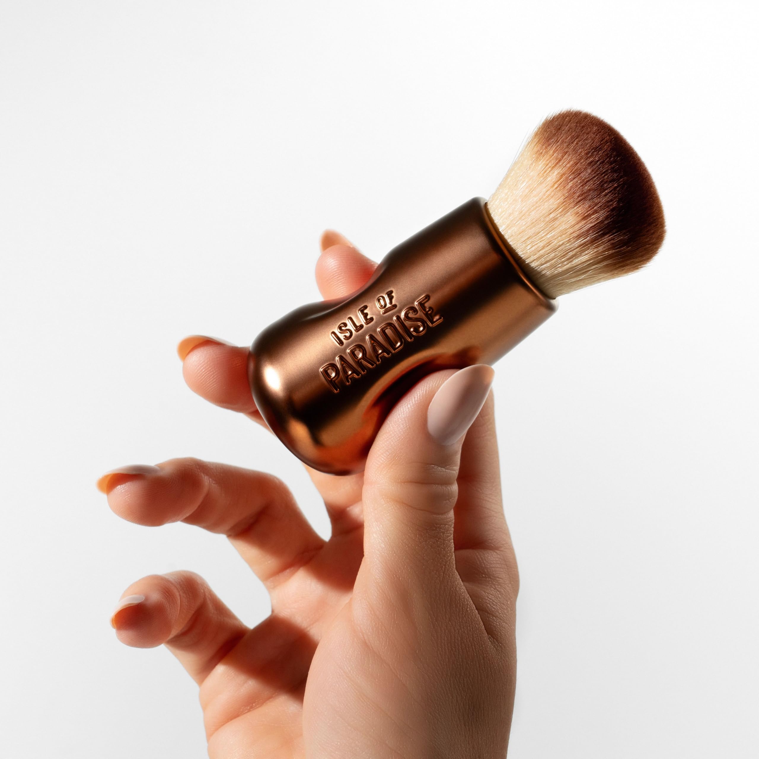 Isle of Paradise Face + Body Bronzing Brush, Dense Vegan Kabuki Brush