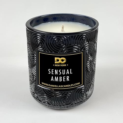 Miniatura 2 de Daniella's Candles Juego de 2 velas perfumadas en tarro de regalo navideñas, arándano especiado y ámbar sensual, cera de soja de coco de larga