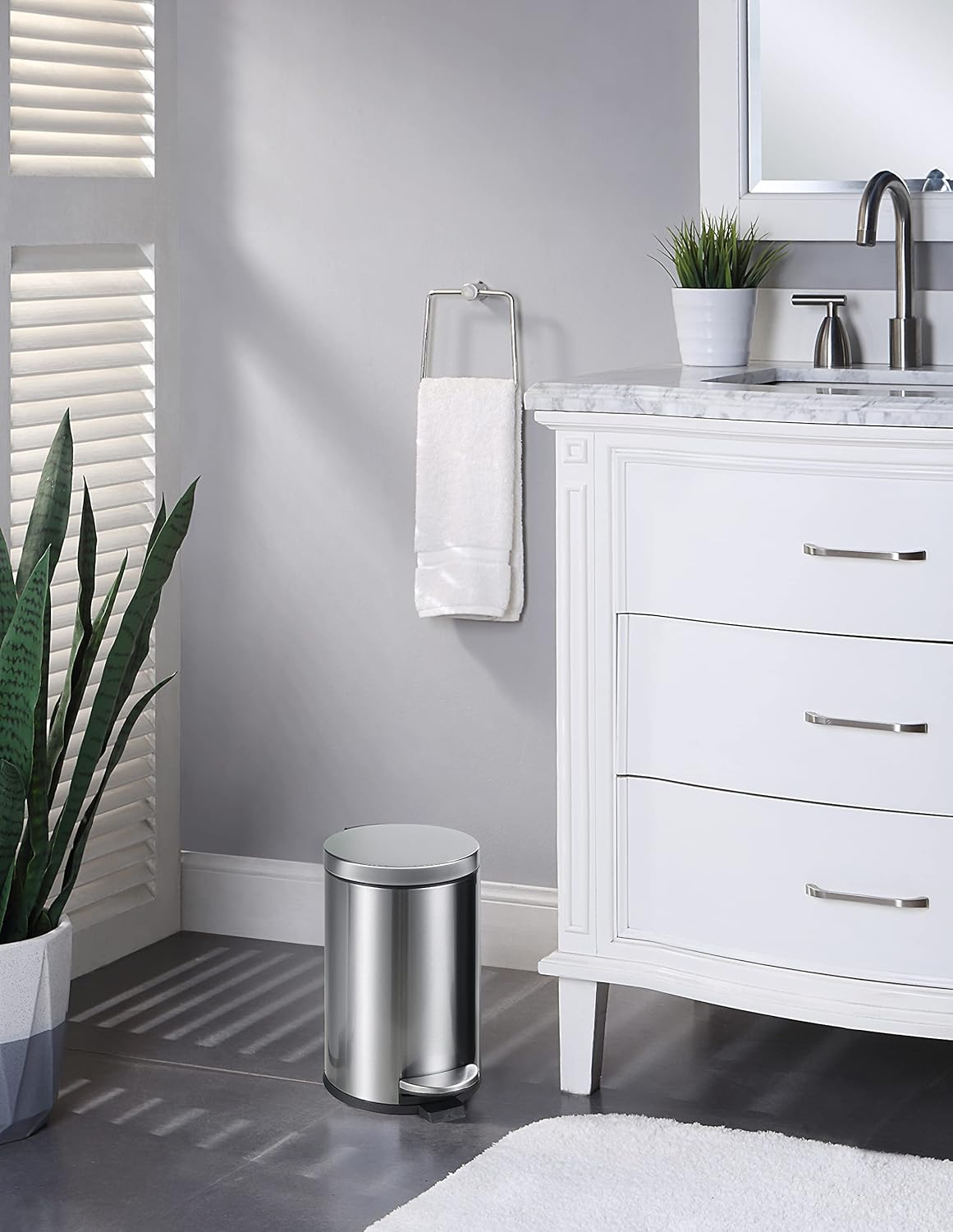 SunnyPoint 4.5 Liter(1.2 Gallon) Small Round Trash Can with Plastic Inner Bucket; Bathroom, Office, Kitchen and Bedroom Step On and Slow Close (S.N)