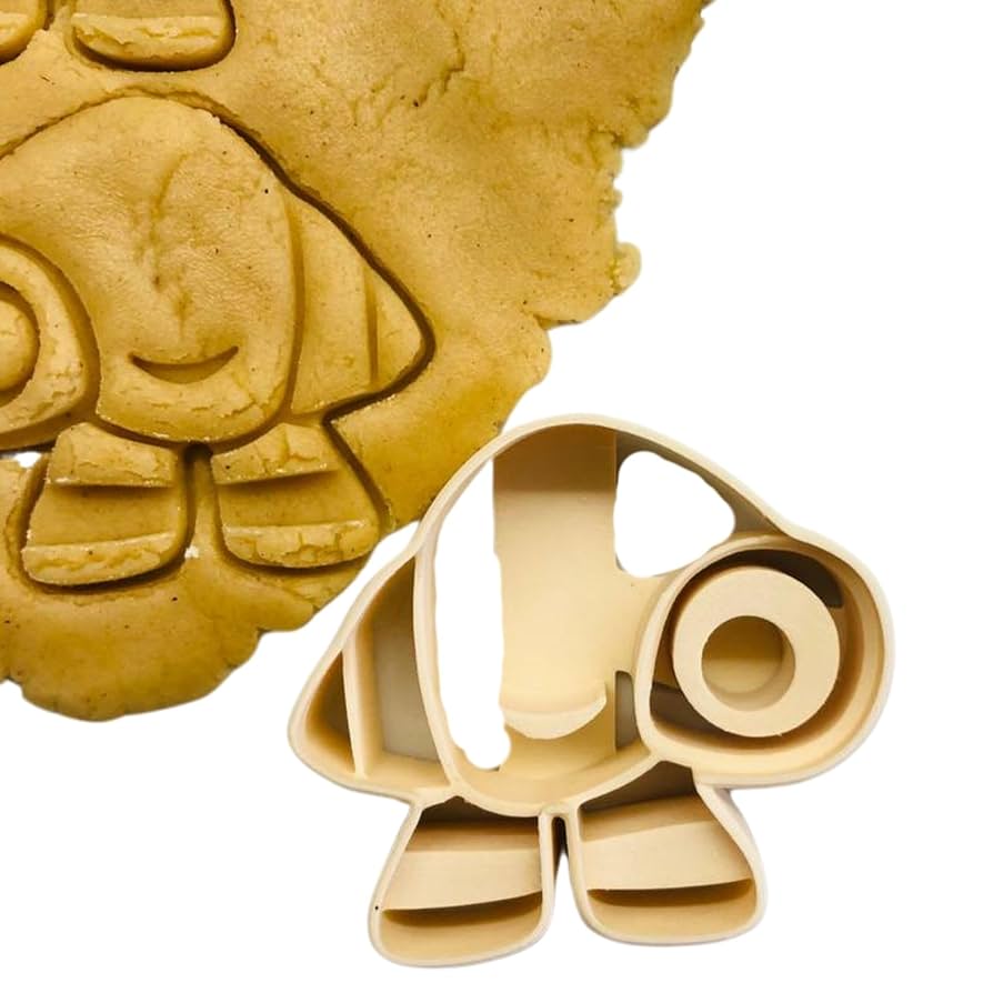 Amazon.com: Marcel the Shell with Shoes On Cookie Cutter