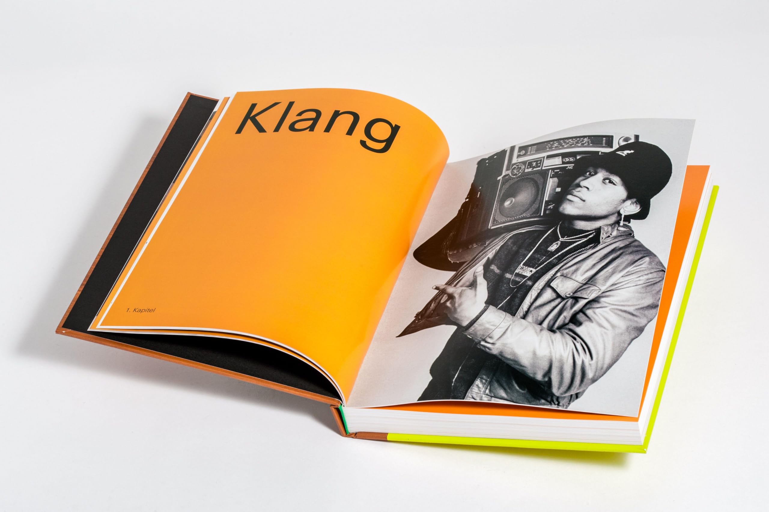 Analog: Zeitlose Technik - Klang, Bild, Kommunikation und Information: eine nostalgische Reise in die Vergangenheit des Produktdesigns