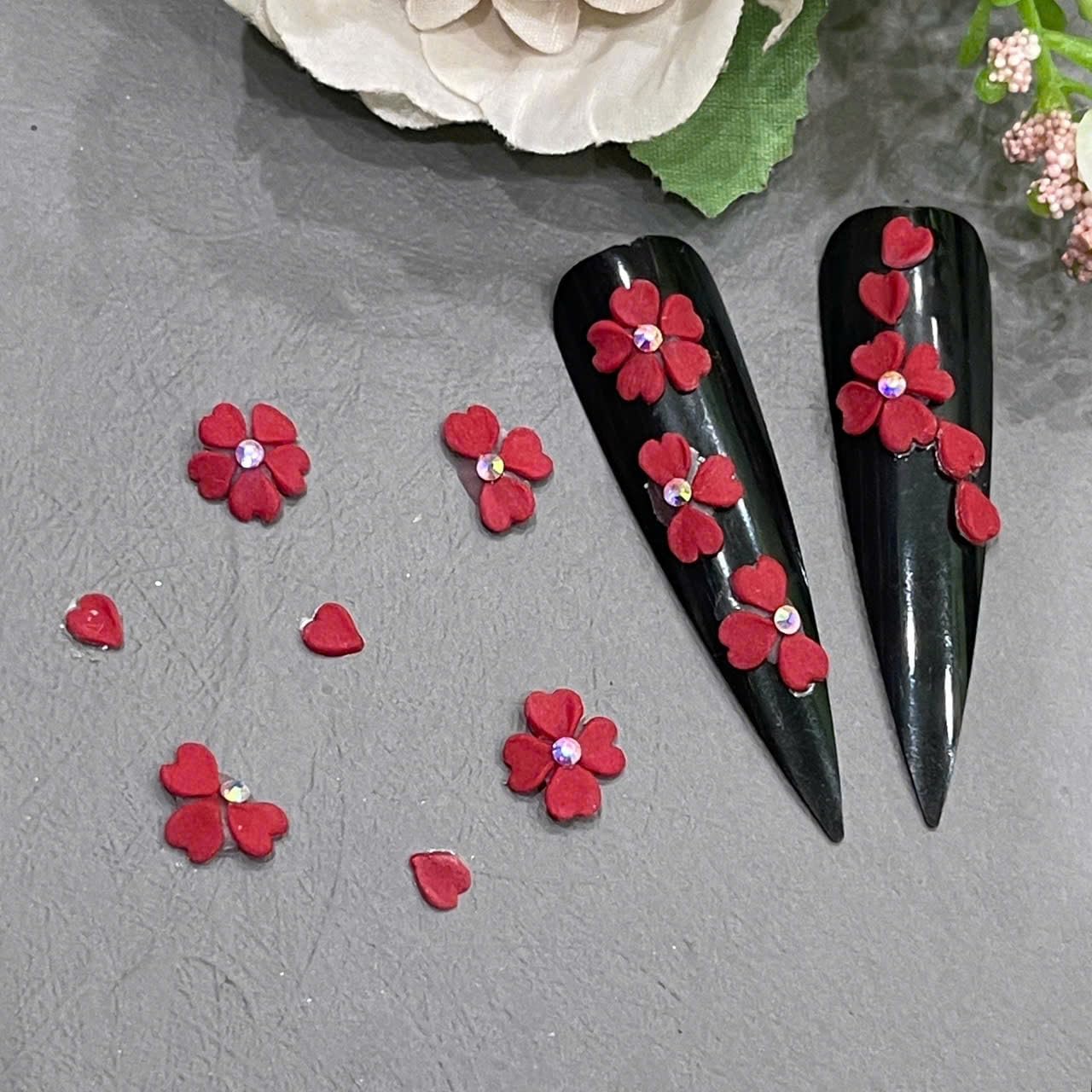 Set 132Pcs White 3D Flowers for Nails, Handmade 3D Acrylic Flowers for Nails, WeddingFlower Nail Charms Rhinestones Gems by Acrylic Powder Design Deco Nail Art Women Girls (Set White Mix 132)