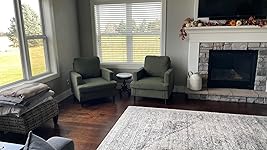 Review Image by Eb11 Eb11