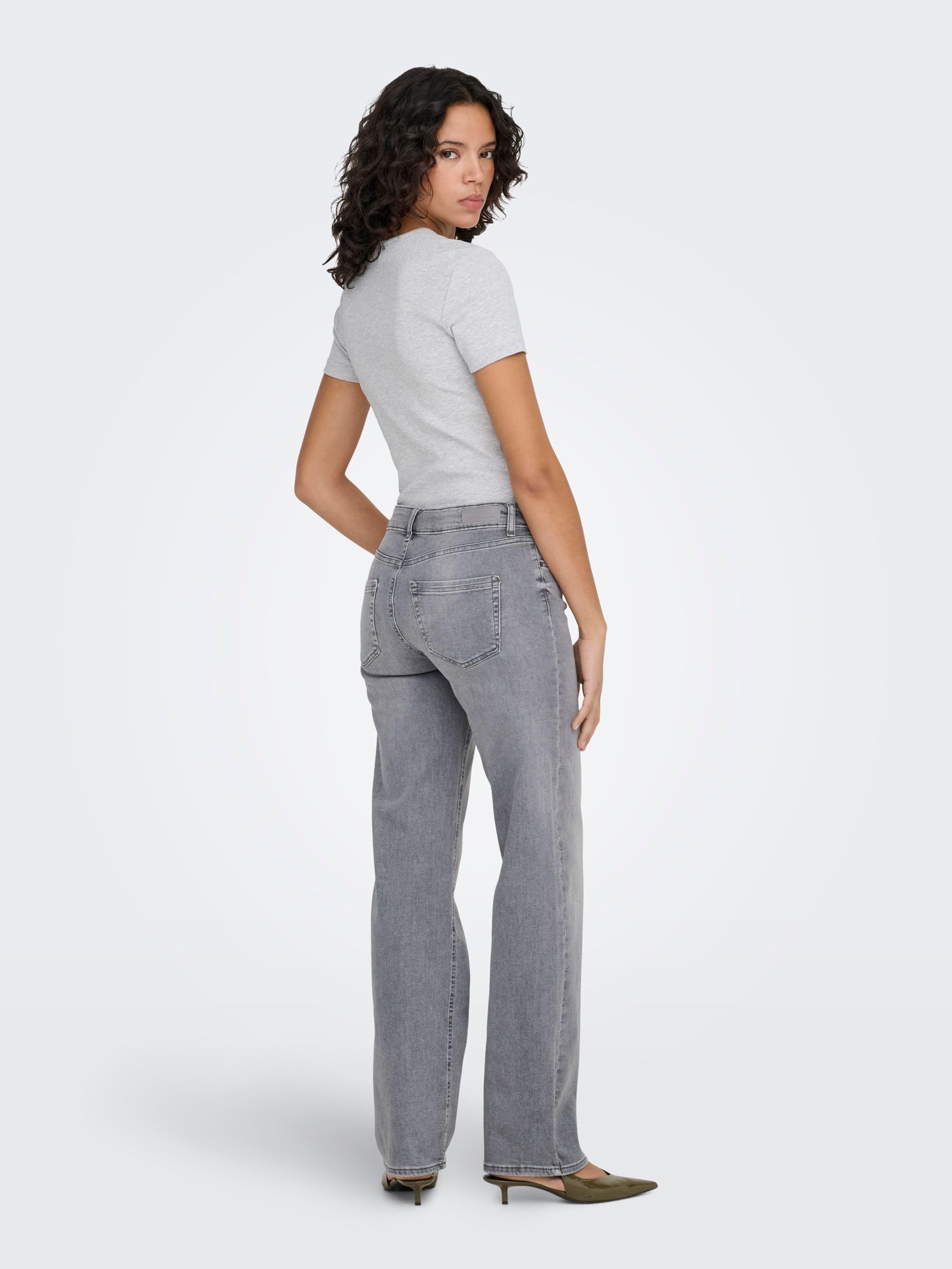 ONLY Female Straight-Fit Jeans ONLBLUSH Mittlere Taille Gerade geschnitten Jeans