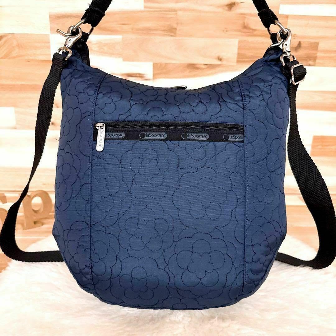 Amazon.co.jp: レスポートサック花柄 キルティング ショルダーバッグ  