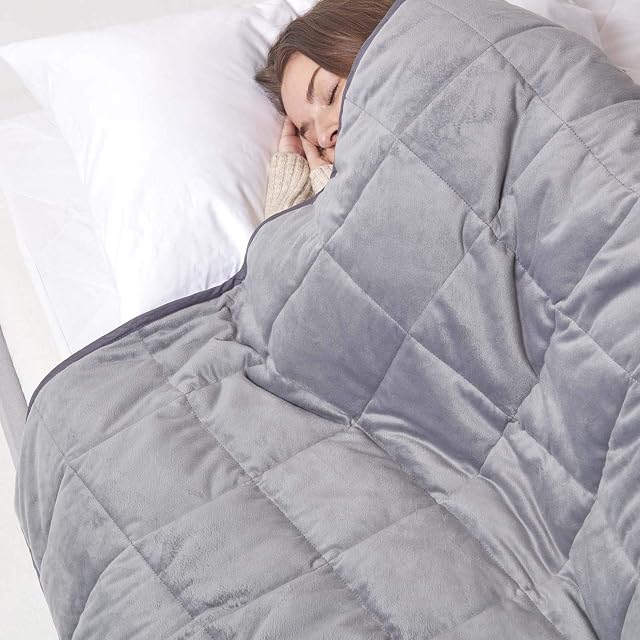 HOMESCAPES Weighted Blanket for Adults 11.5kg 152 x 203 cm Grey with Luxury Velvet & 100% Cotton Cover Anti-Anxiety Stress Relief Quilted Weighted Throw for Individual Use Double/King Size