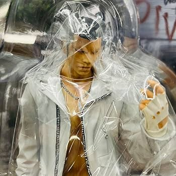 暗黒エンターテイメント　髑髑髏髏　人気者ver. 開封済み 暗黒エンターテイメントの「髑髑髏髏(どくどくろろ)」が墓場の