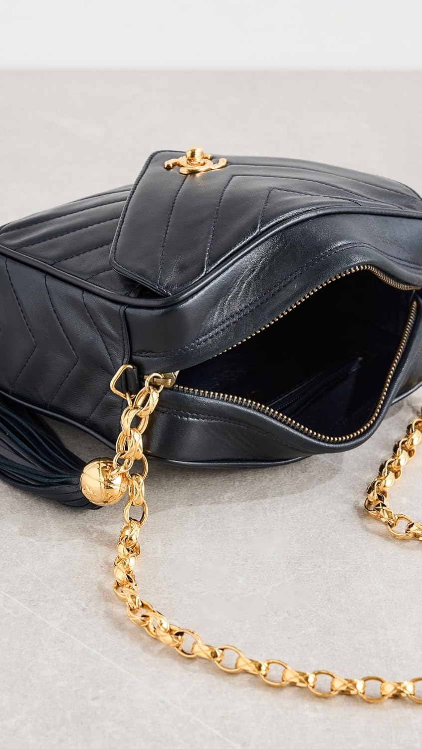 CHANEL Women's Pre-Loved Chain Shoulder Bag - Image 5