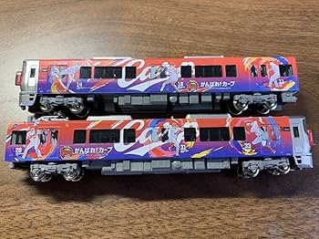 Amazon.co.jp: kato 227系広島カープラッピング : おもちゃ