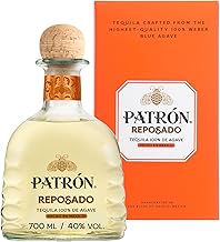 PATRÓN Reposado Premium Tequila with Gift Box, 40% ABV, 70cl / 700ml, Made from 100% Weber Blue Agave, Handcrafted in Small Batches in Mexico, Aged For Over 2 Months in Oak Casks (Packaging May Vary)