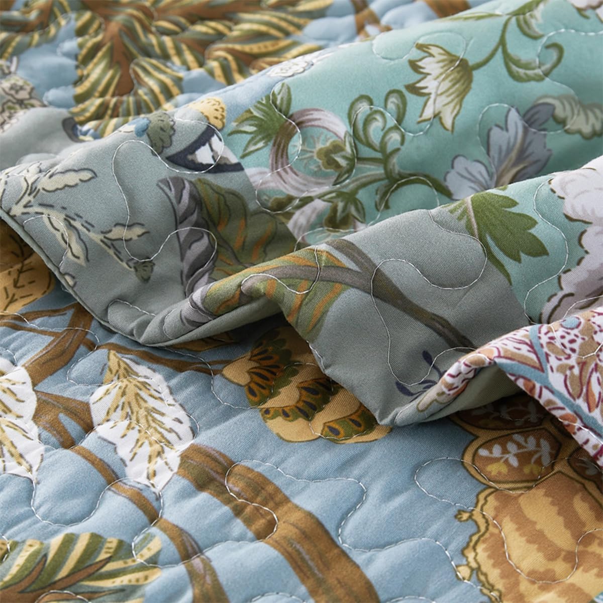 SANACYNA Quilt Set King Size Bedding Sets Soft Bed Summer Lightweight Bedspread Vintage Style Patchwork Floral for All Season with 2 Pillow Shams (Farmhouse Floral a, King 90" X 104") | Bedspread, Quilt set, King size, Vintage
