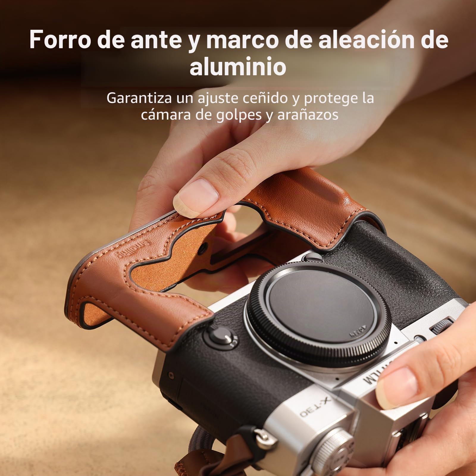 SMALLRIG Media Funda de Cuero con Correa para FUJIFILM X-T30/II/III, Estilo Retro con Marco de Aluminio y Tapa de Botón, Marrón - 5670
