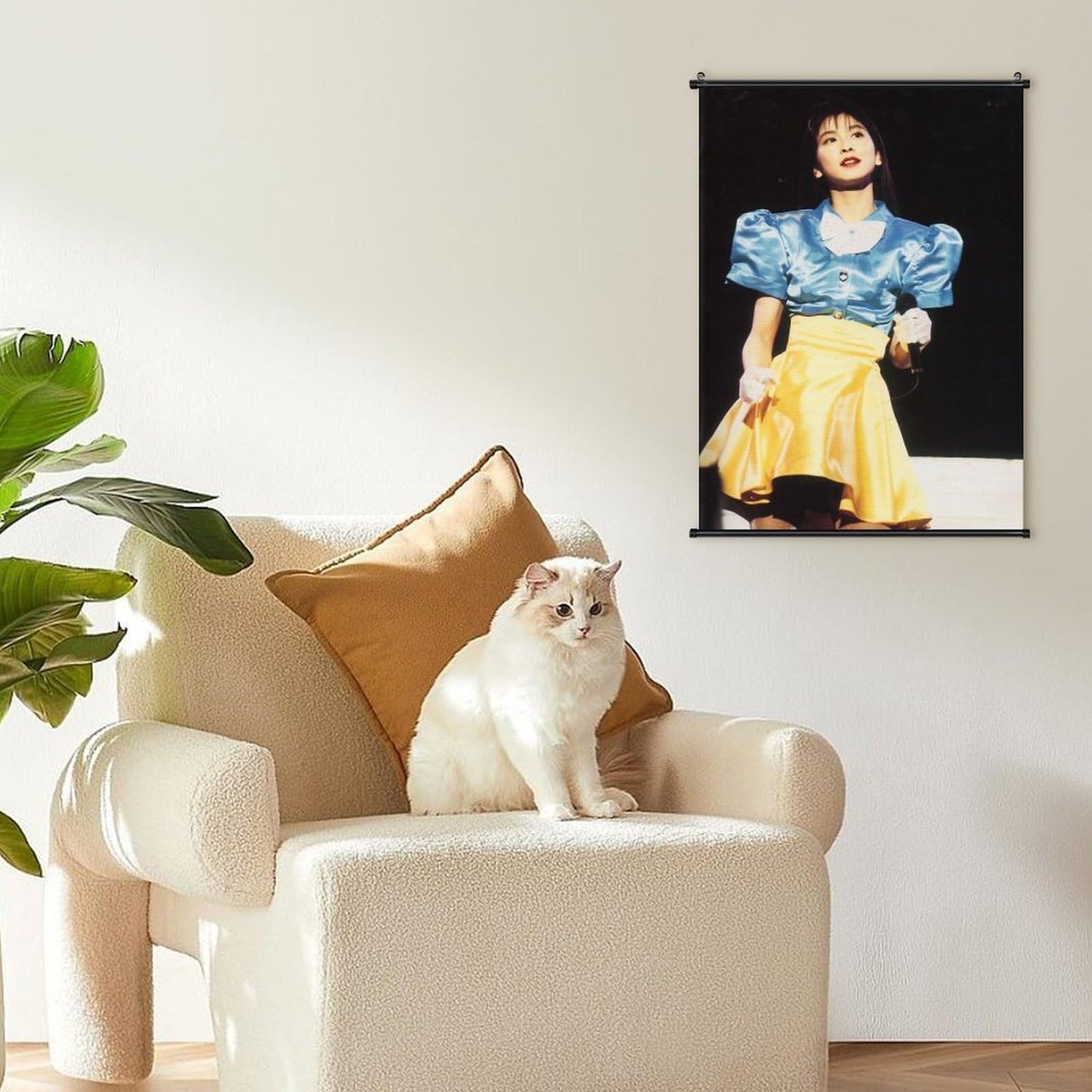 Amazon.co.jp: 森高千里-222 掛ける絵 ポスター 壁掛け 壁画 装飾