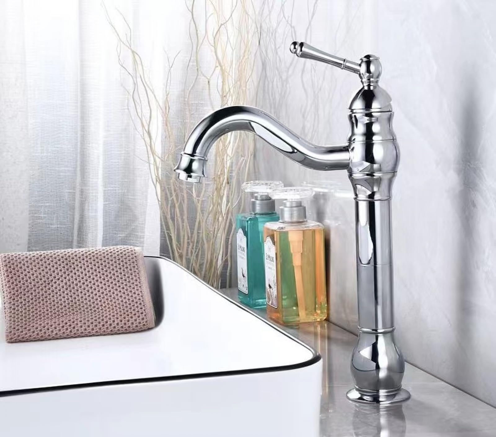 Robinet mitigeur de salle de bain traditionnel eau chaude froide