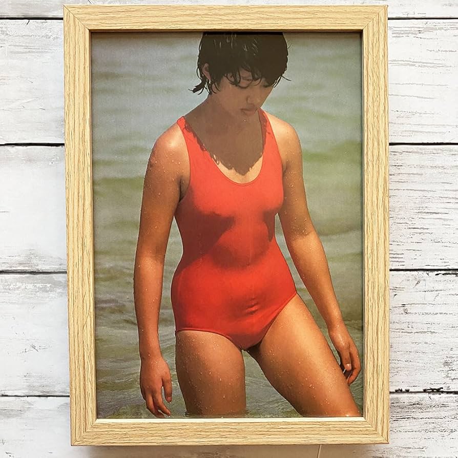 山口百恵　ポスター　フジカラー Amazon.co.jp: A 山口百恵 フジカラー吊り下げポスター