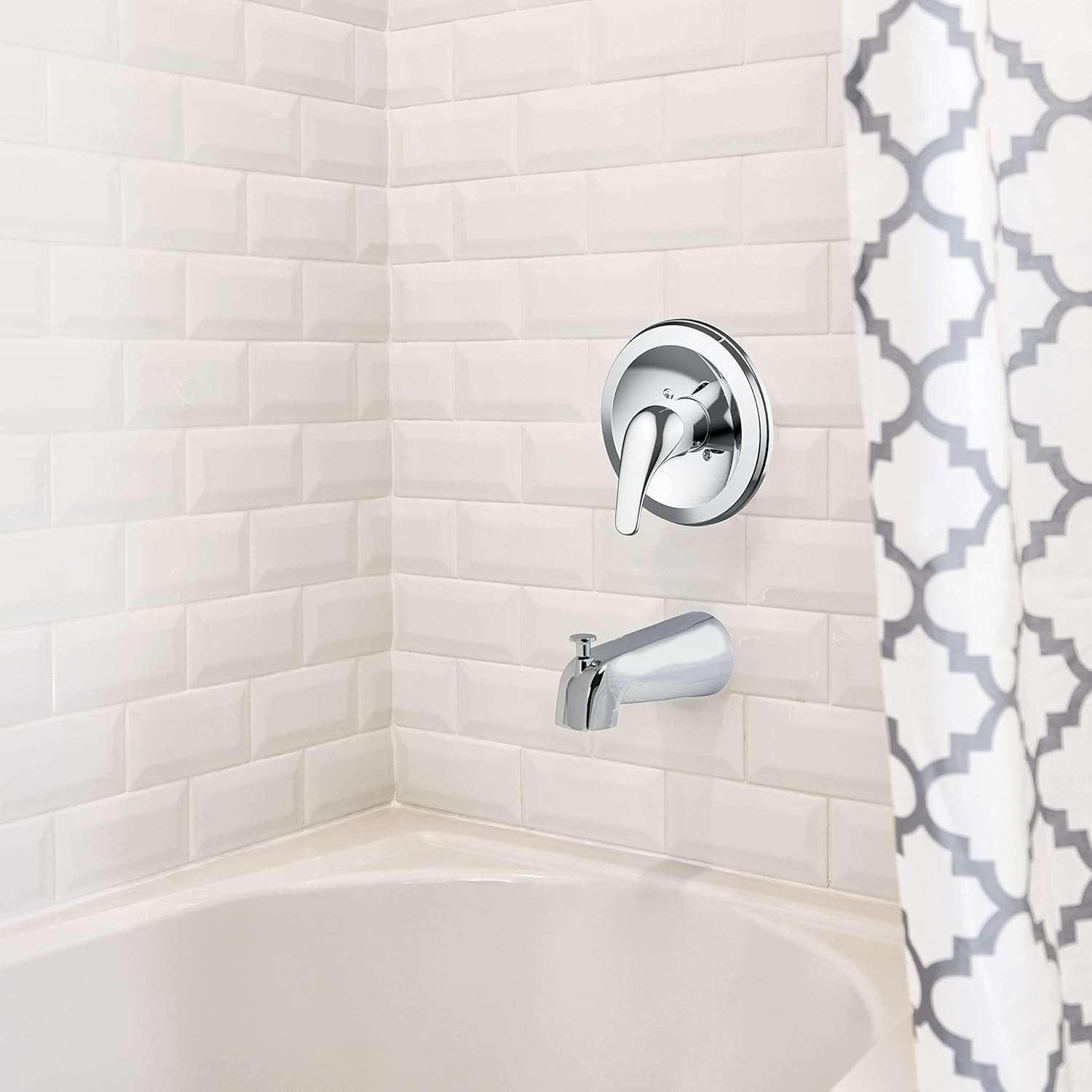 Design House 595058 Middleton II Transitional Escutcheon and Single Handle for Bathroom, Polished Chrome