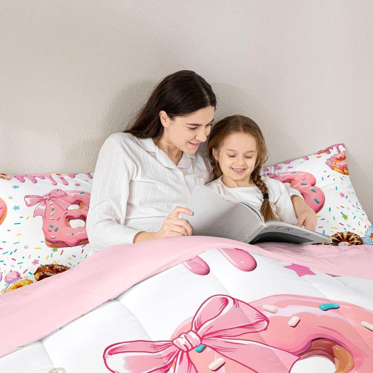 Erosebridal Initial Letter B Comforter Set Twin Size for Women Teen Girls Preppy Pink Alphabet B Kids Bedding, Cute Donut Sweet Desert Comforter Princess Dreamy Bowknot Bed Set Bedroom Decor