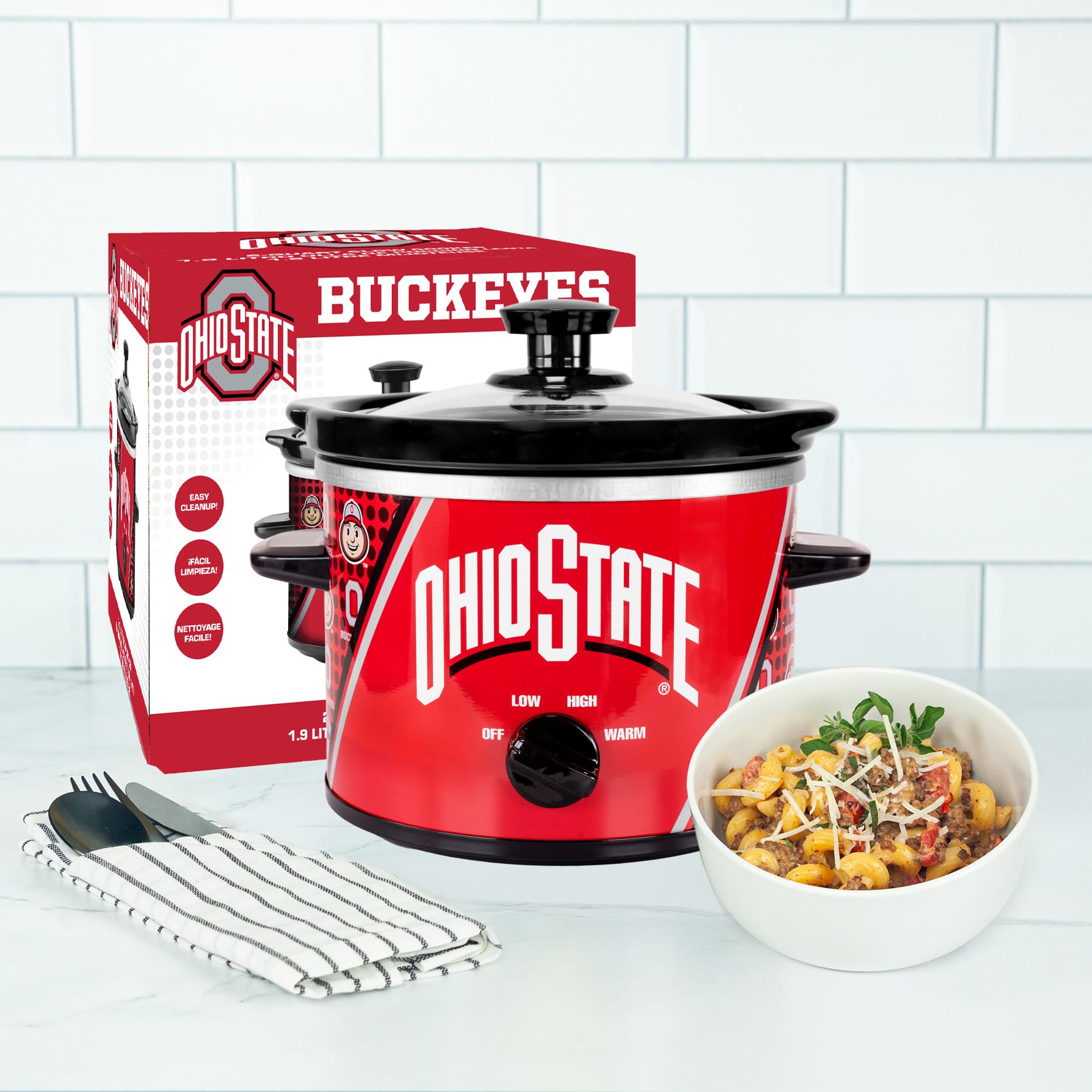 Uncanny Brands Ohio State Buckeyes - Olla de cocción lenta de 2 cuartos - Cocina con tu mascota favorita