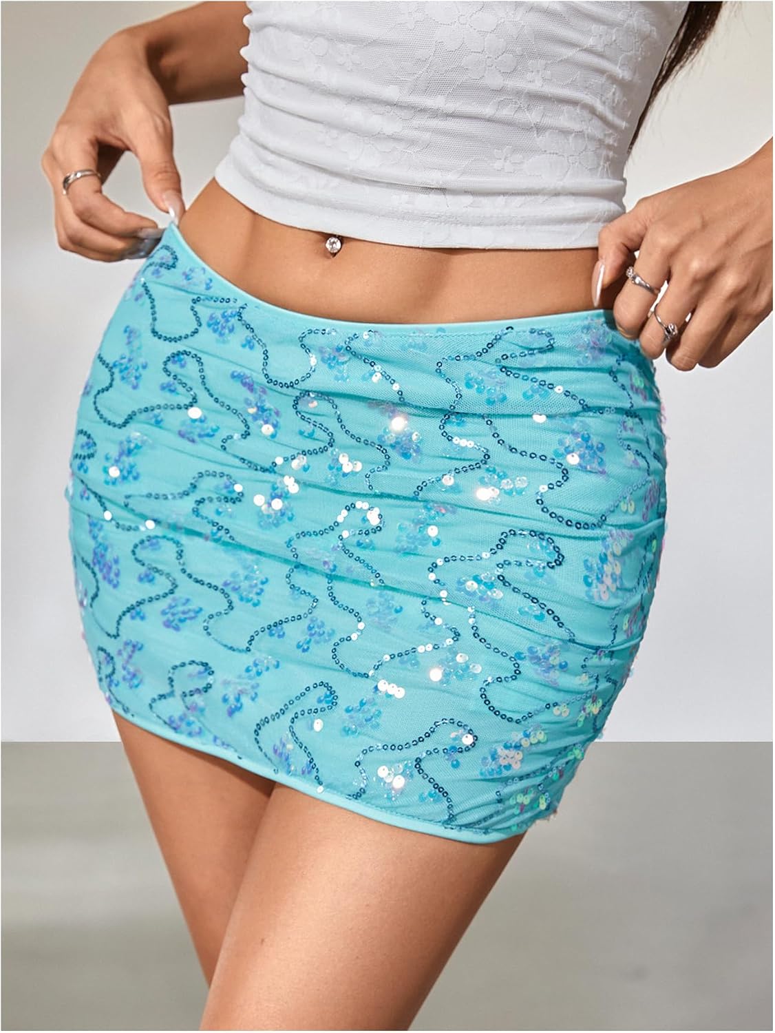 MakeMeChic Women's Sequin Mini Skirt Glitter Ruched Summer Vacation Party Concert Short Skirts - Image 3