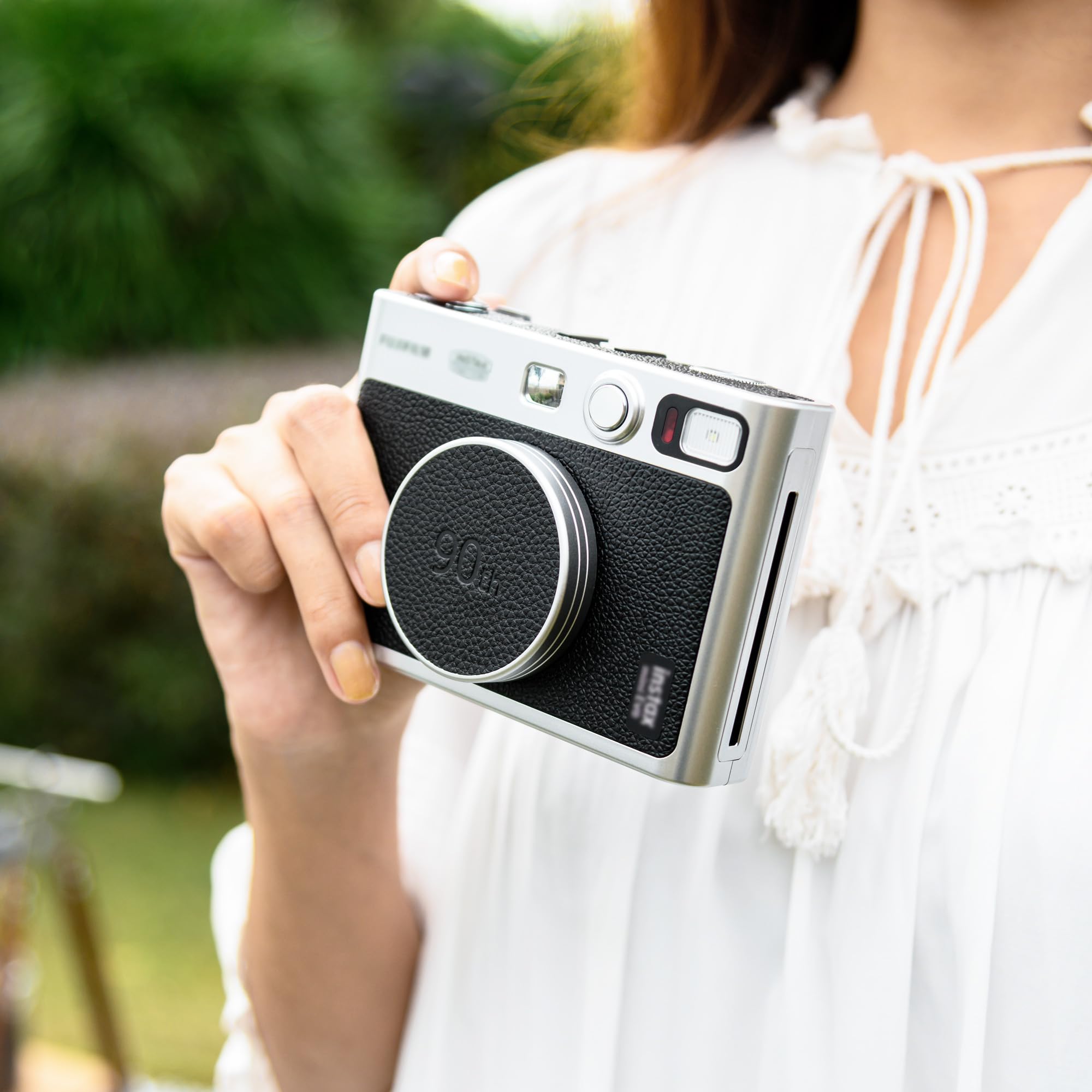 JJC Metalowa osłona obiektywu do aparatu fotograficznego Fuji Instax Mini Evo, akcesoria Mini EVO aluminiowa osłona obiektywu ze skórzaną powierzchnią i miękką stroną wewnętrzną z tworzywa EVA, czarna