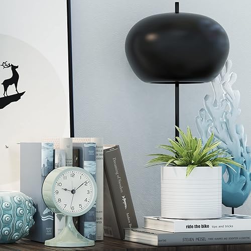 Miniatura 6 de AYRELY Bonito reloj despertador analógico de 3 pulgadas, pequeño reloj de mesa retro, funciona con pilas, reloj de escritorio de metal brillante con