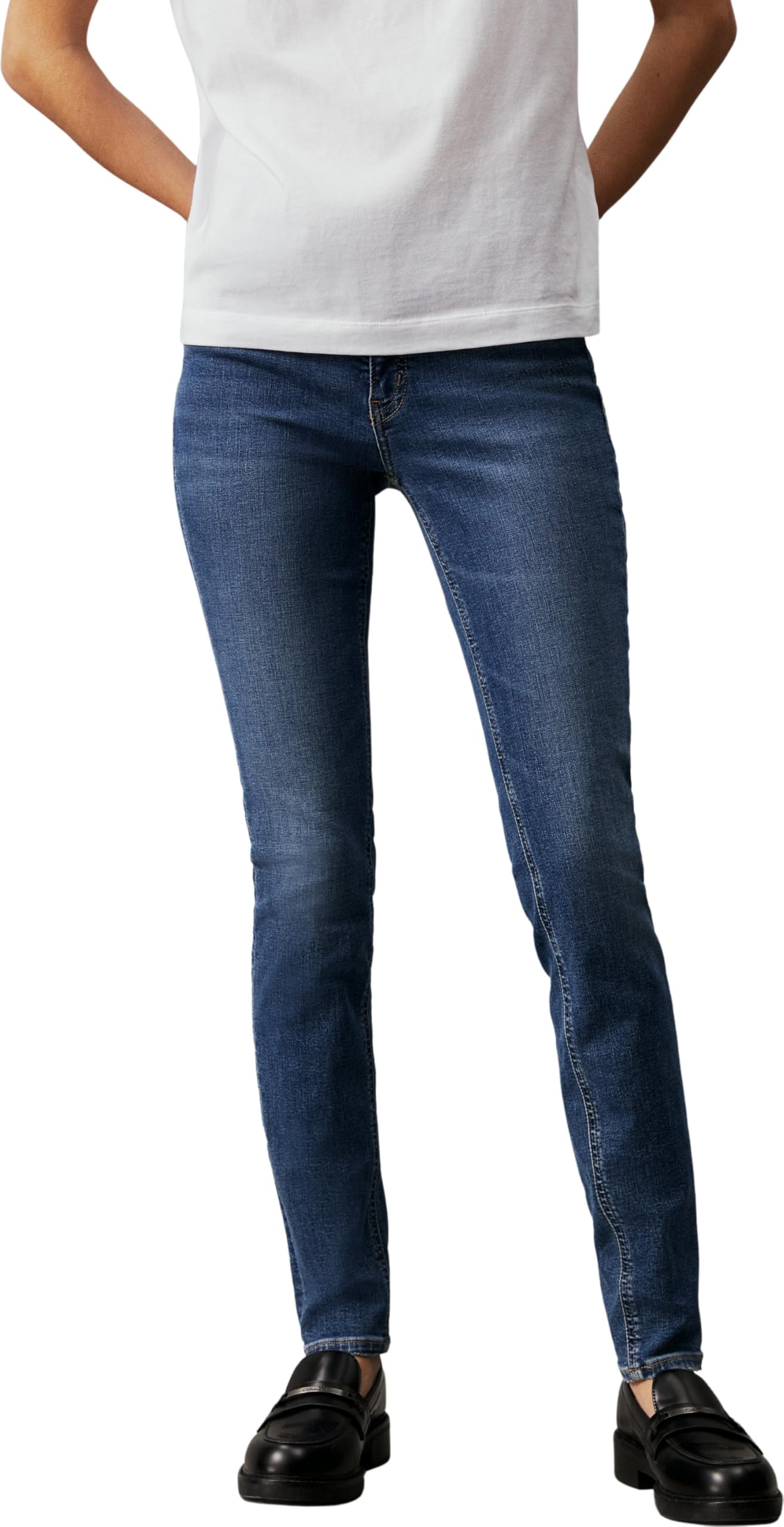 Calvin Klein Jeans Women's 011 Mid Rise Skinny Jeans - Zz001 Mid Blu - 27 L32