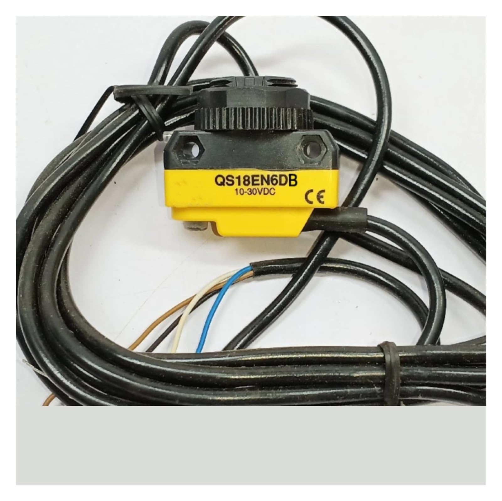Lzikkgki One Color Qs18en6db Photoelectric Switch Sensor
