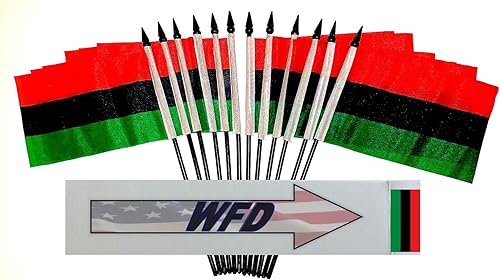 Miniatura 14 de Banderas de escritorio de Nicaragua, paquete de 12 banderas pequeñas de poliéster de 4 x 6 pulgadas en miniatura para mesa de oficina, pequeñas