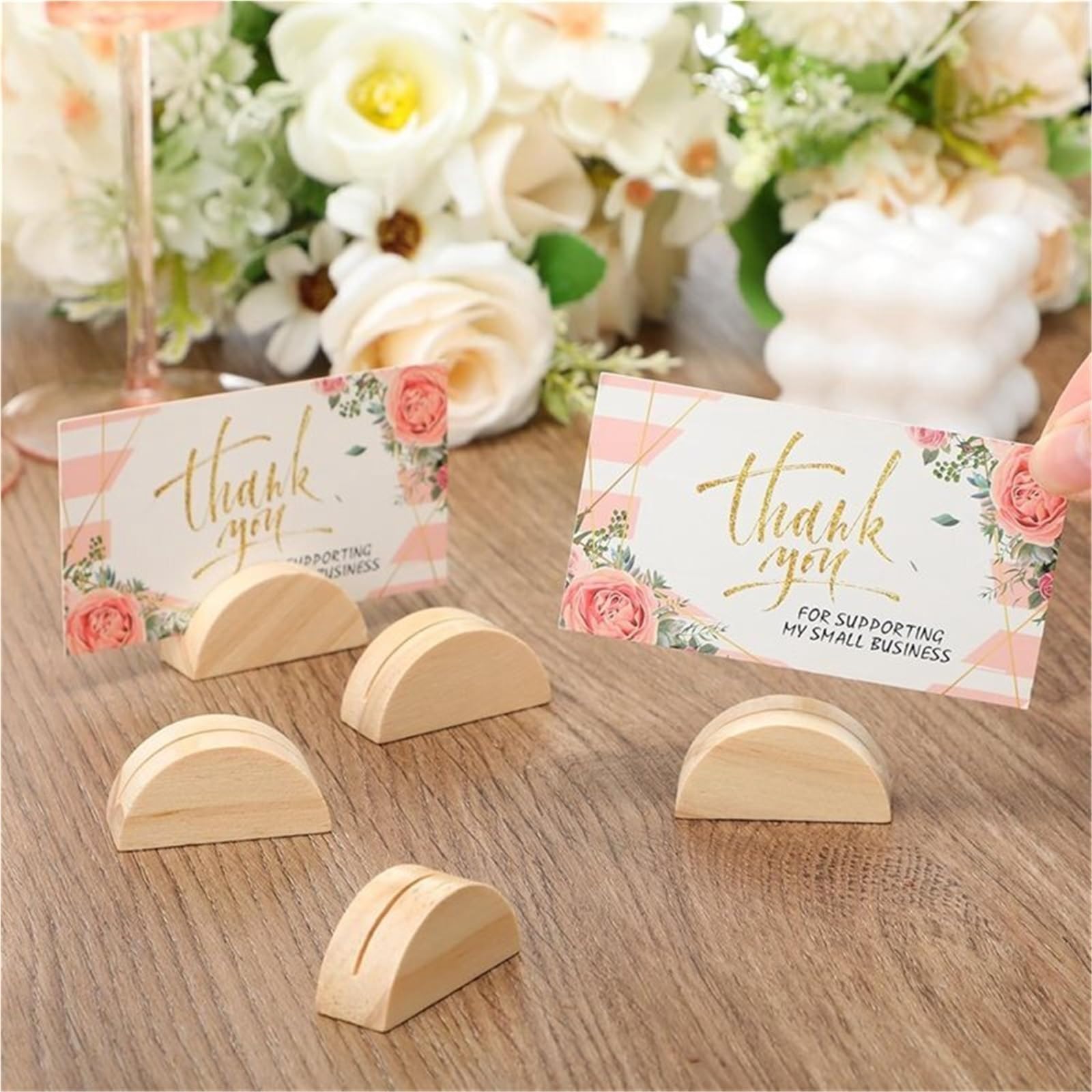 Marcasitios Boda Clip De Menú 100 Soportes for Números De Madera | Titular de la tarjeta del lugar del titular del nombre de la mesa de la boda interior for la fiesta