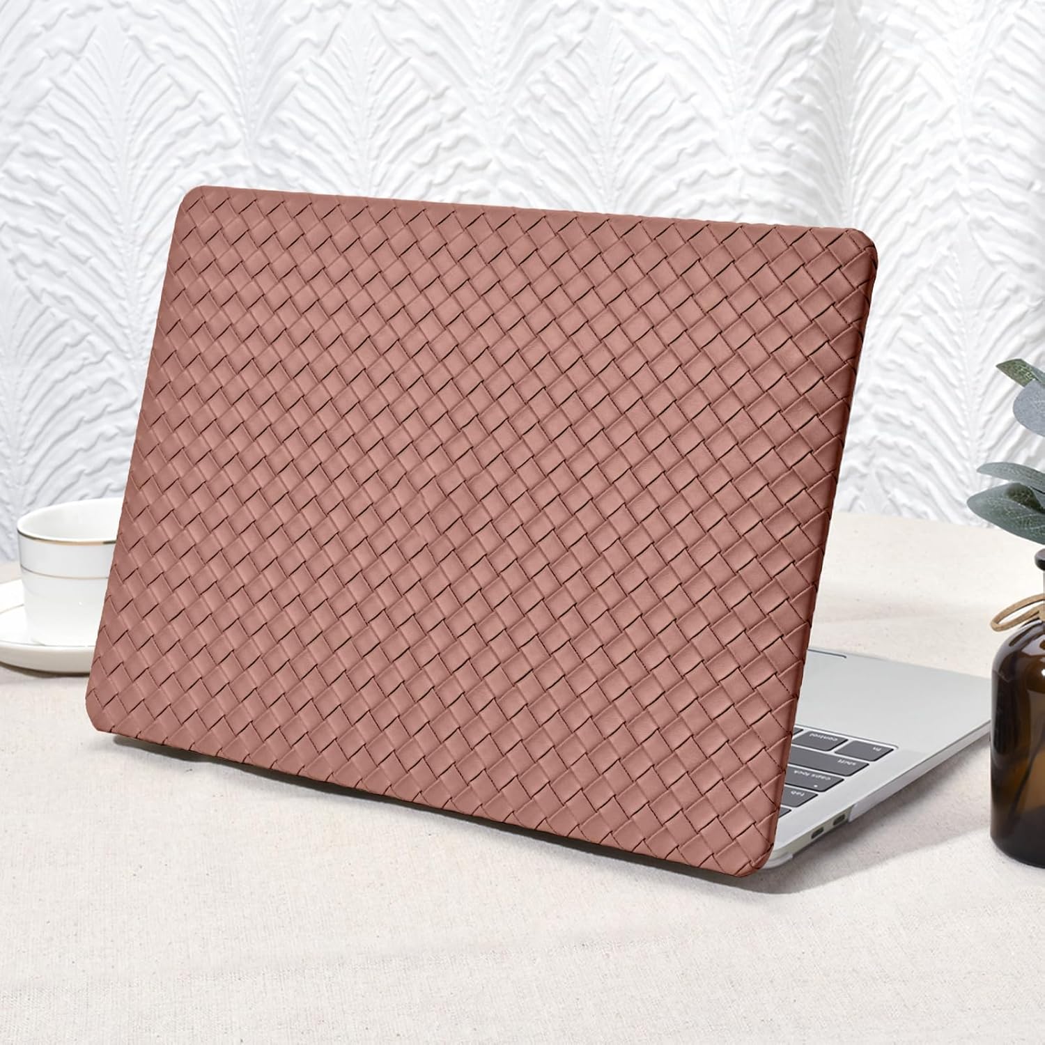 Seorsok Compatible with MacBook Air 13 Inch Case2022 2021 2020 2019 2018 Release A1932 A2179 M1 A2337 Touch ID,Elegant Plastic Hard Shell Case&Keyboard Cover,Brown Tartan PVC Leather No Logo Cutout