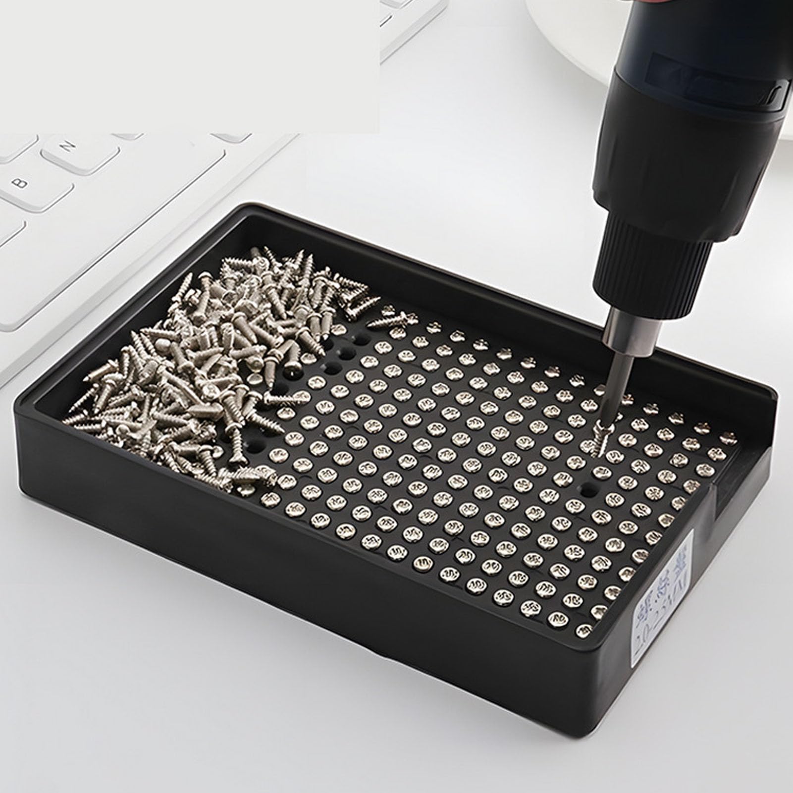 Automatische Schraubenanordnung Maschine, vollautomatische Hocheffizienzversorgungsversorgung mit 6 Schalen zum ordentlich anordneten verstreuten Schrauben Für 1-4 Mm Schraube