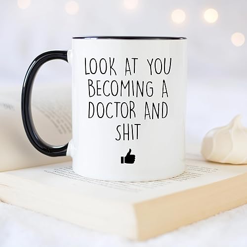 Miniatura 4 de YouNique Designs Future Doctor - Taza de café, 11 onzas, color blanco, divertida taza de estudiante de medicina, taza para la escuela de medicina,