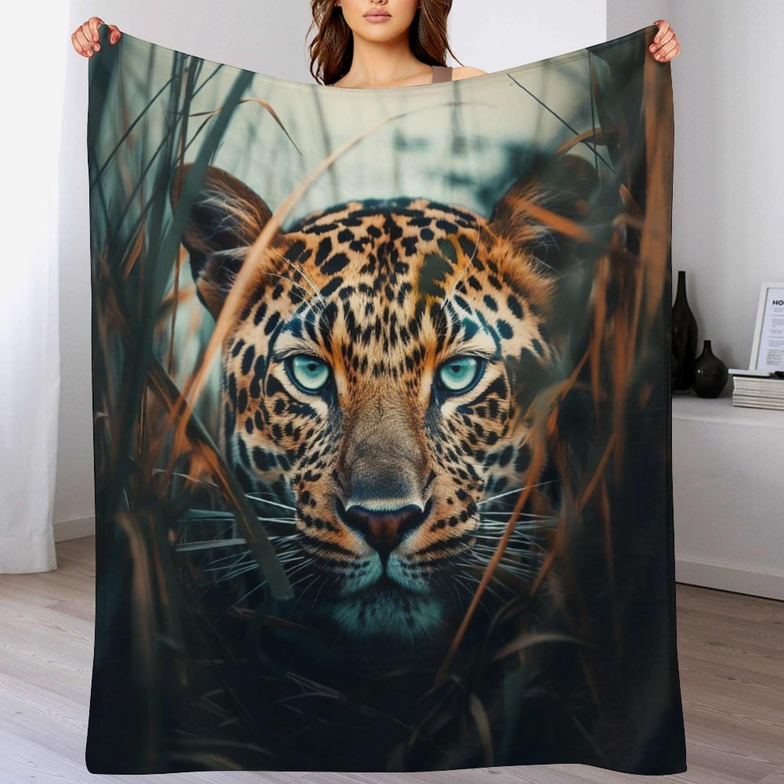 Couverture polaire léopard moelleuse pour vos soirées cocooning