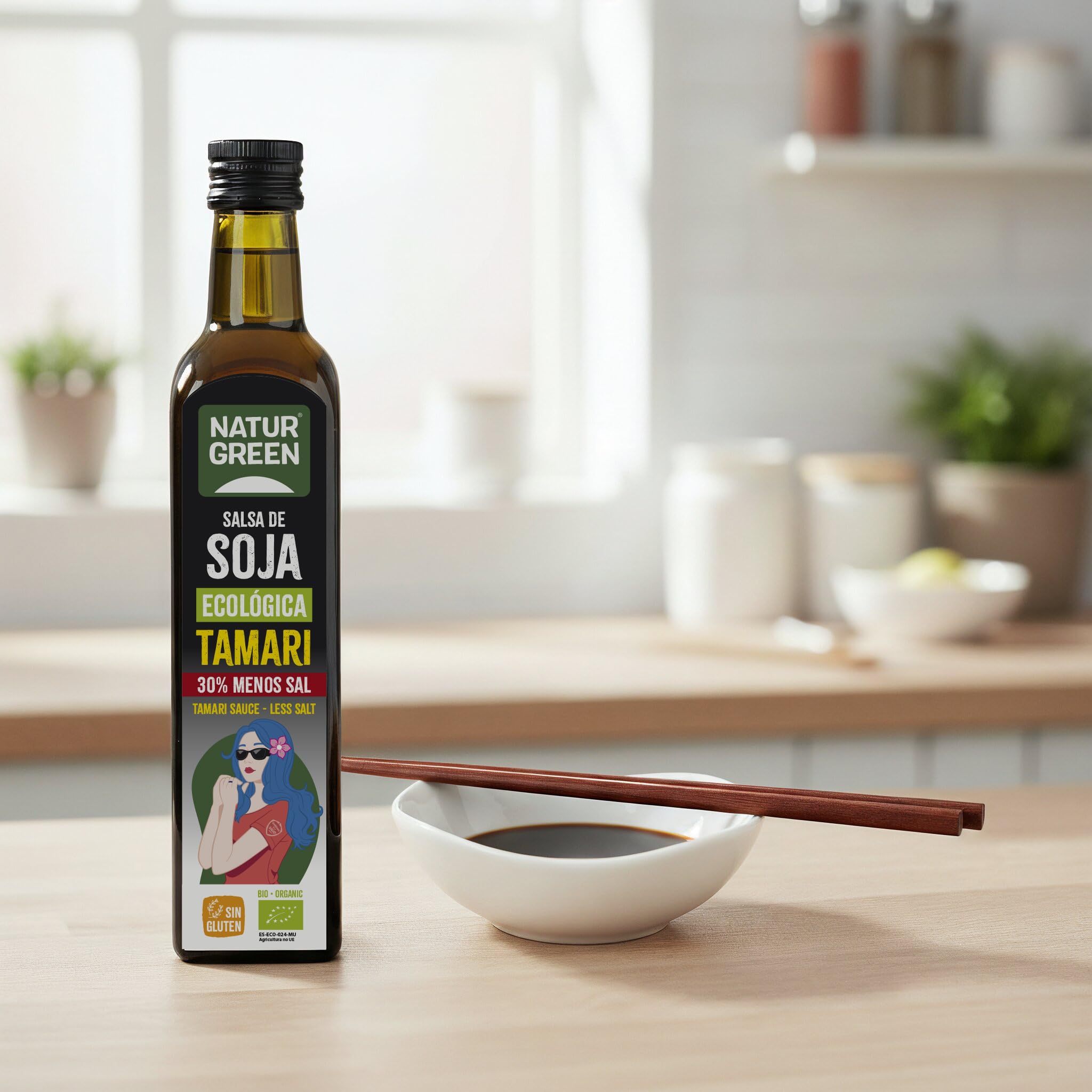 NaturGreen - Salsa De Soja Tamari Bio, Pack 6 x 500 ml, Contenido Reducido en Sal, Sabor Suave y Exotico, Ecológica, Vegano, Sin Lácteos, Ideal Para Cocina Asiática