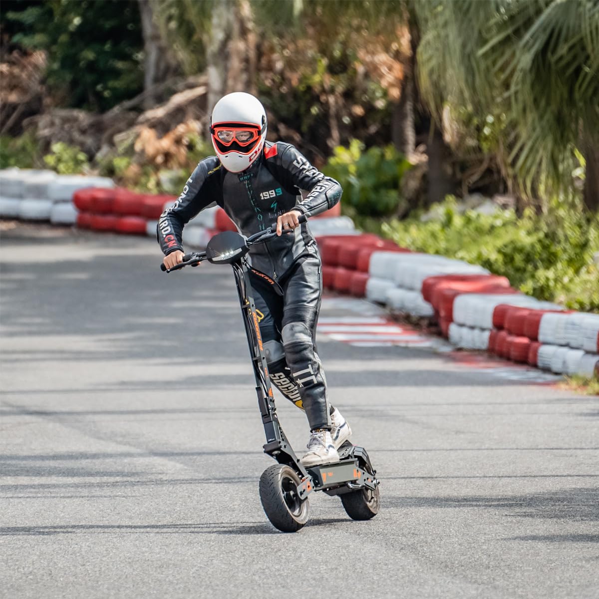 Trottinette Électrique Tout Terrain pour Adultes KuKirin G4, Scooter Haute Performance avec Autonomie 75 km, Pneus 11 Pouces, Double Suspension
