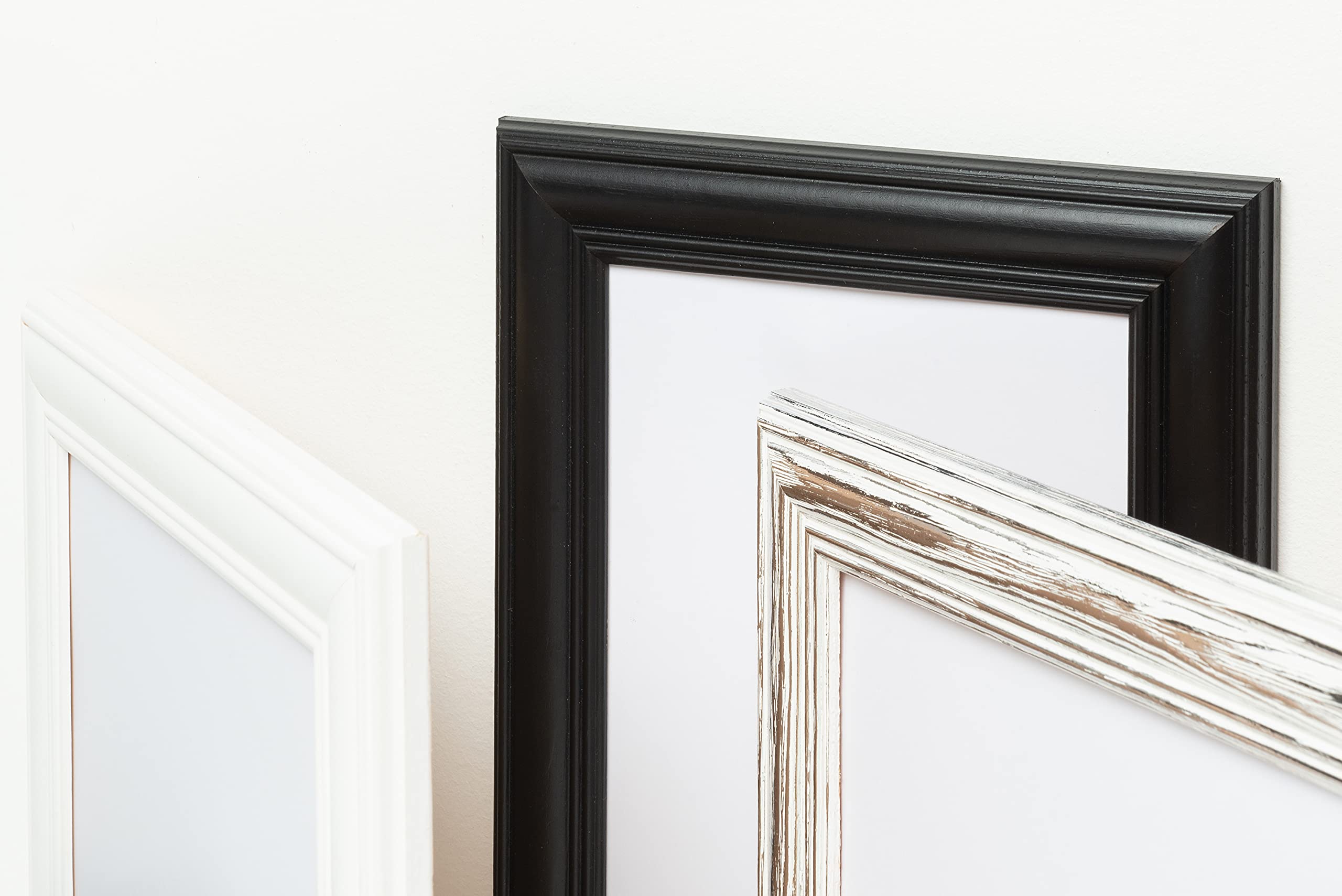 Wallazz Cornice Portafoto in Legno Pregiato - Made in Italy - Vetro Sintetico Infrangibile Crilex - Disponibile in Diverse Varianti - Design Italiano e Qualità Artigianale, 40x50cm Bianco
