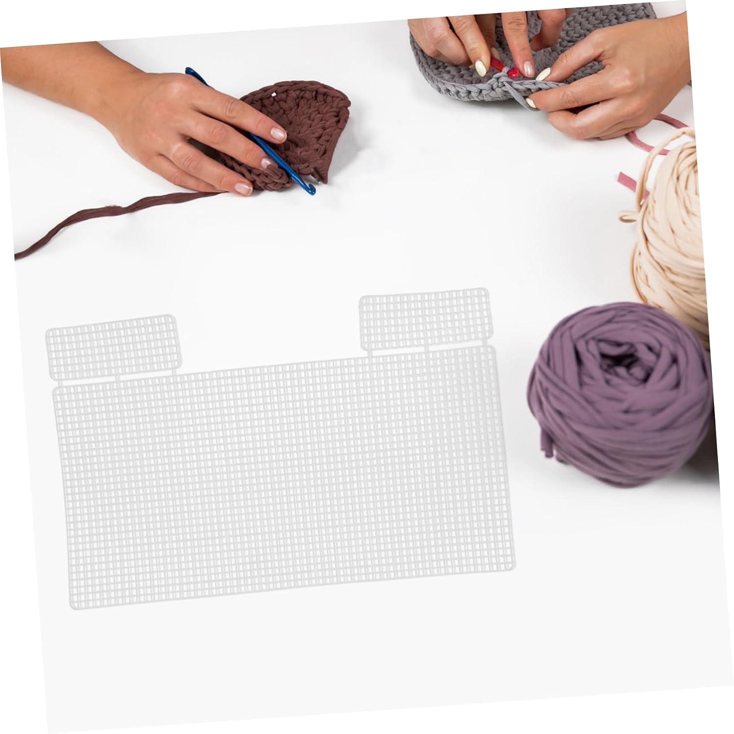 Hemoton 5pcs Decorative Mesh Sheets Plastic Canvas Sheets Needlepoint Mesh Embroidery