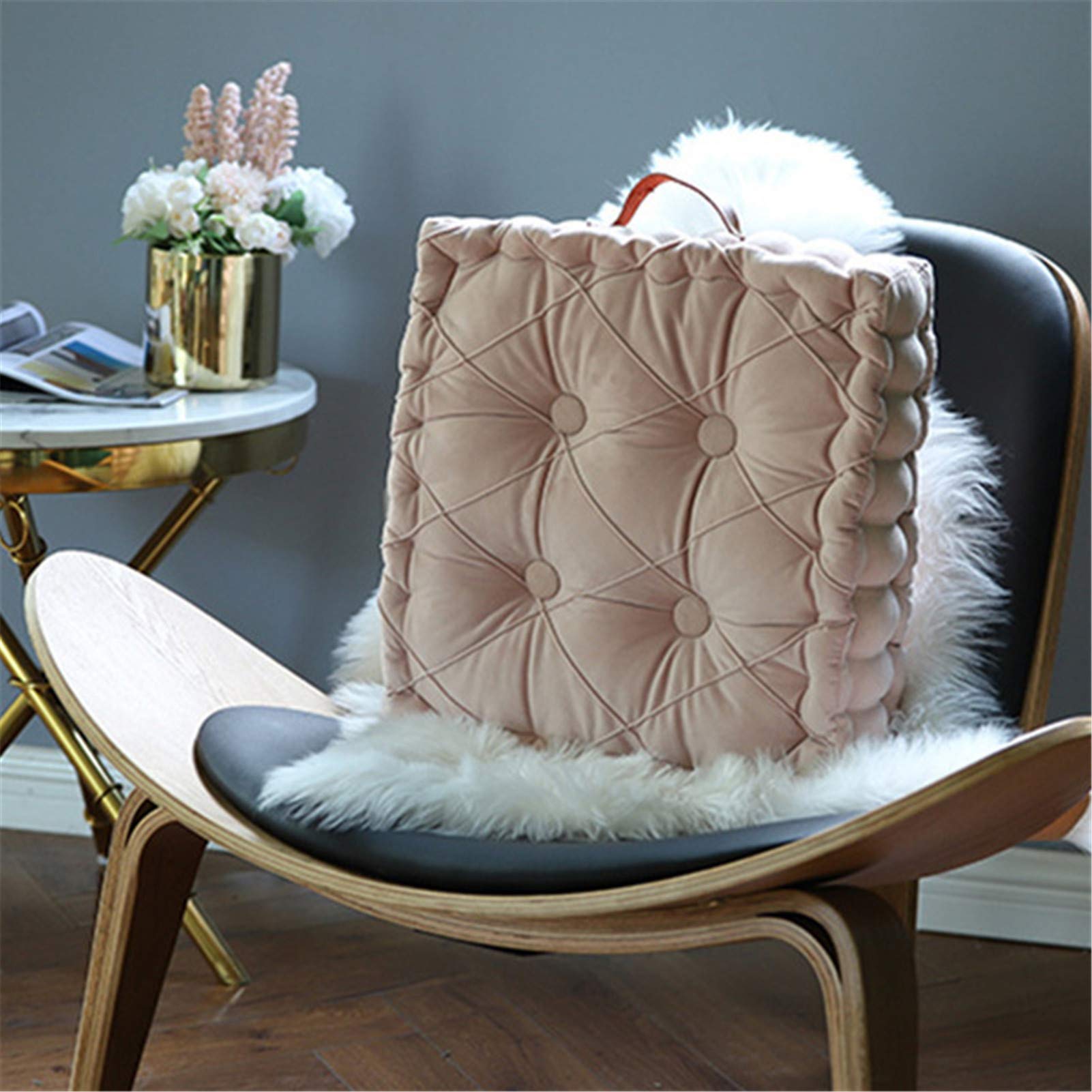 Coussin de siège en peluche rose clair de 40 cm pour un confort d'assise optimal au quotidien