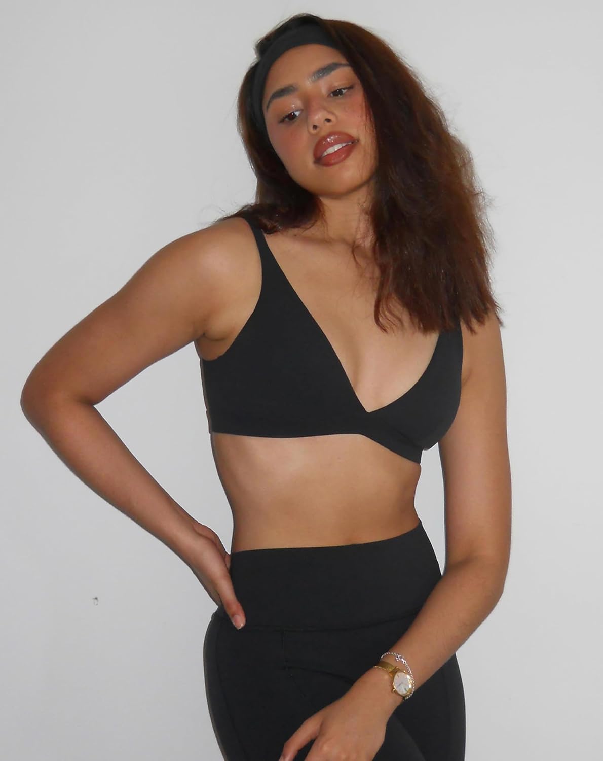 INGIA Womens Deep V-Neck Sports Bra Padded Low Impact Fitness Yoga Bra U Back Wireless Workout Bra Contour Crop Top - Image 6