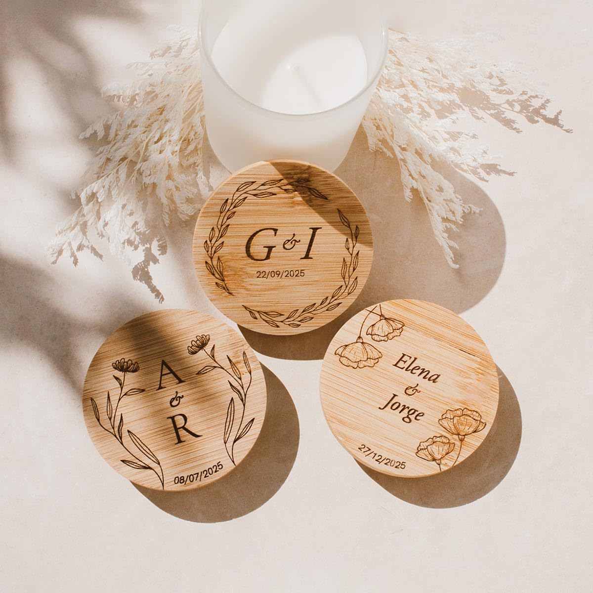 Vela Personalizada Boda Circular – Pack de 10 Velas Aromáticas con Tapa de Madera – Detalles para Invitados y Recuerdos de Boda Elegantes