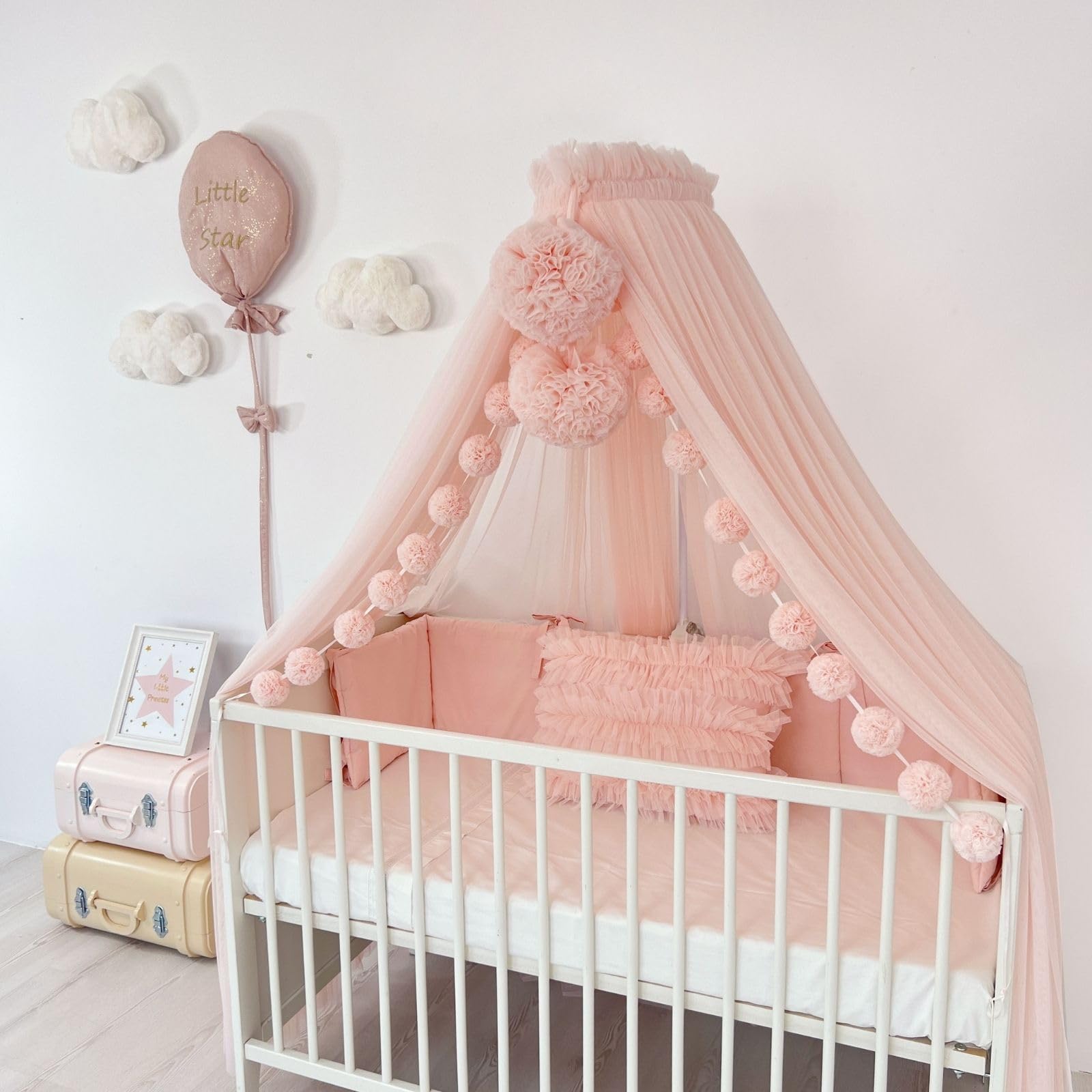 Wróżka baldachim do łóżeczka dziecięcego, wisząca zasłona, baldachim księżniczki, moskitiera do pokoju dziecięcego (BABY PINK, MINI POMPOMS + Z metalowym uchwytem)